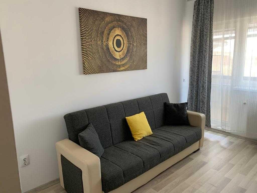 PF inchireiz ap doua camere etaj 1 cu terasa si parcare - imagine 1