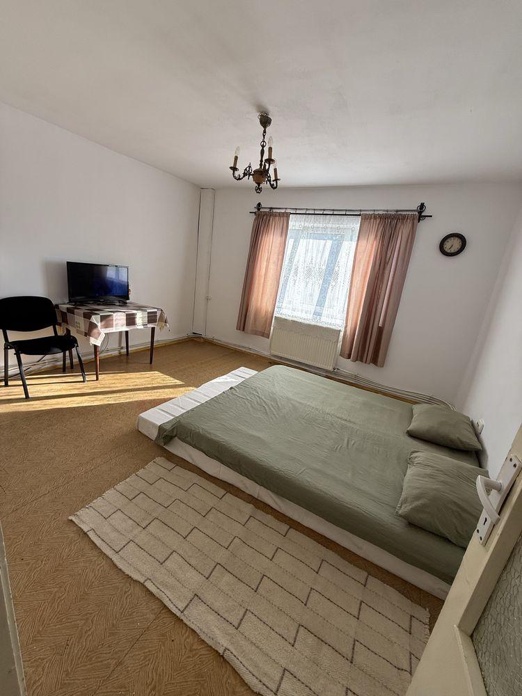 Apartament 2 camere Untold - imagine 1