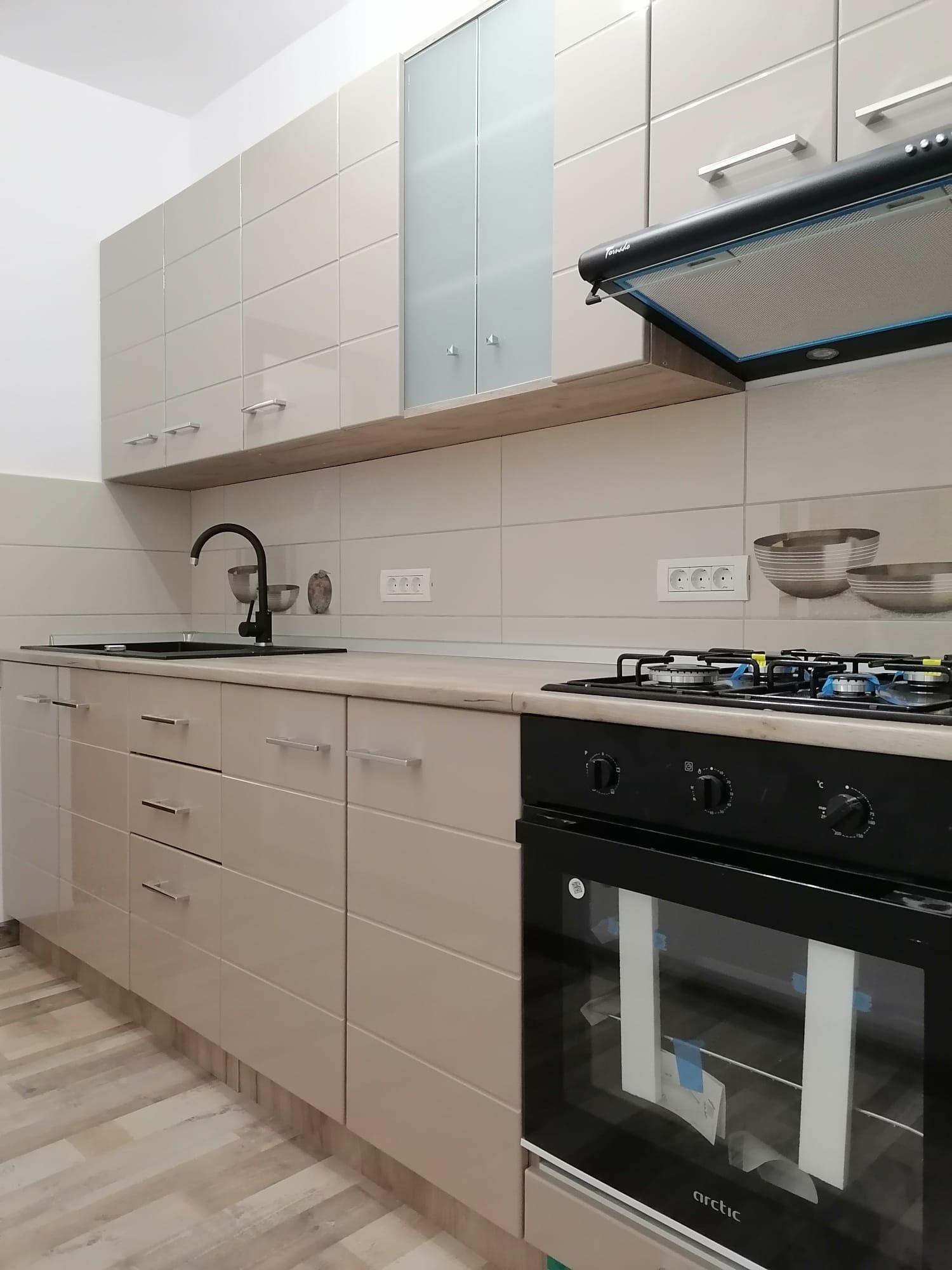 Vând Garsonieră Confort 1 Sporit, modificată în 2 Camere | 43 mp | Complet Renovată și Utilată