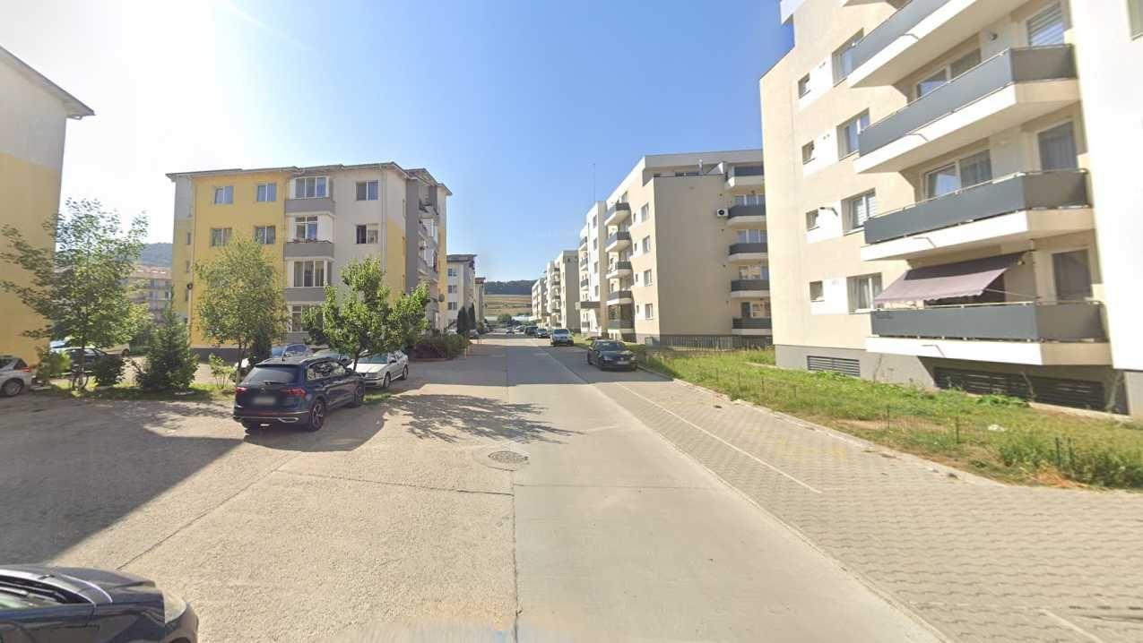 Apartament de închiriat _Strada Florilor