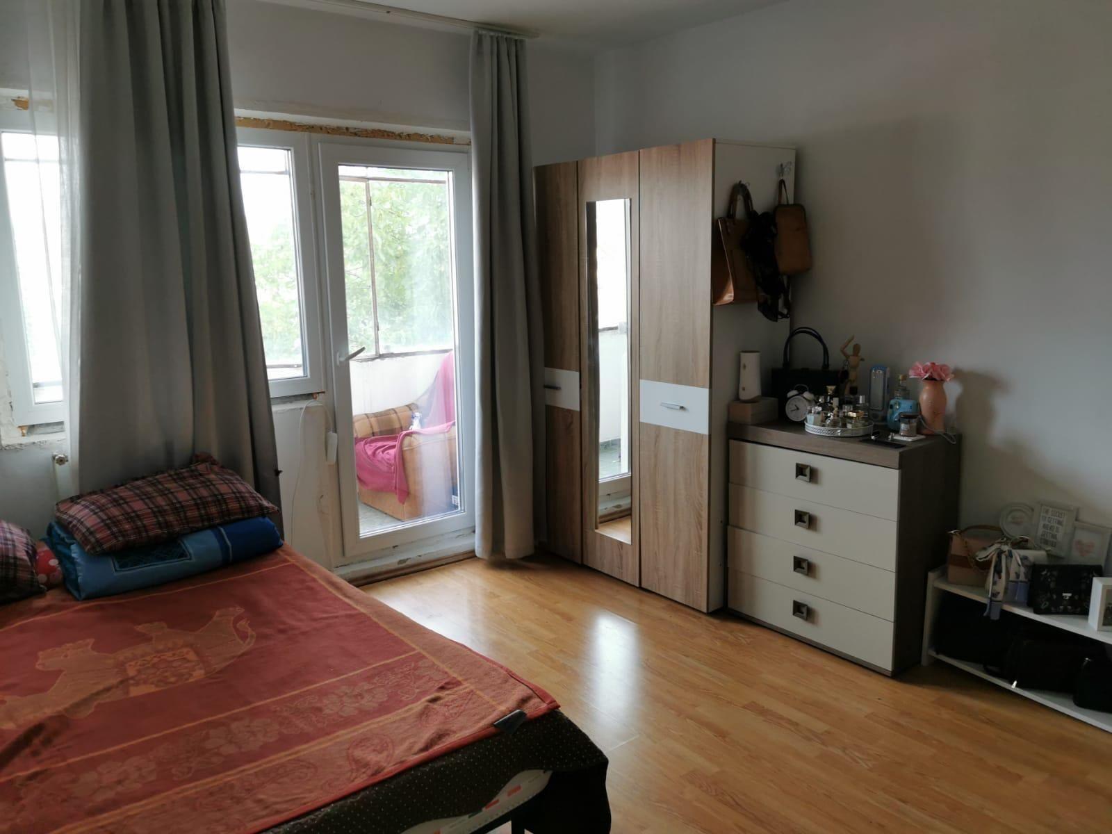 PF inchiriez ap 3 camere decomant - imagine 1