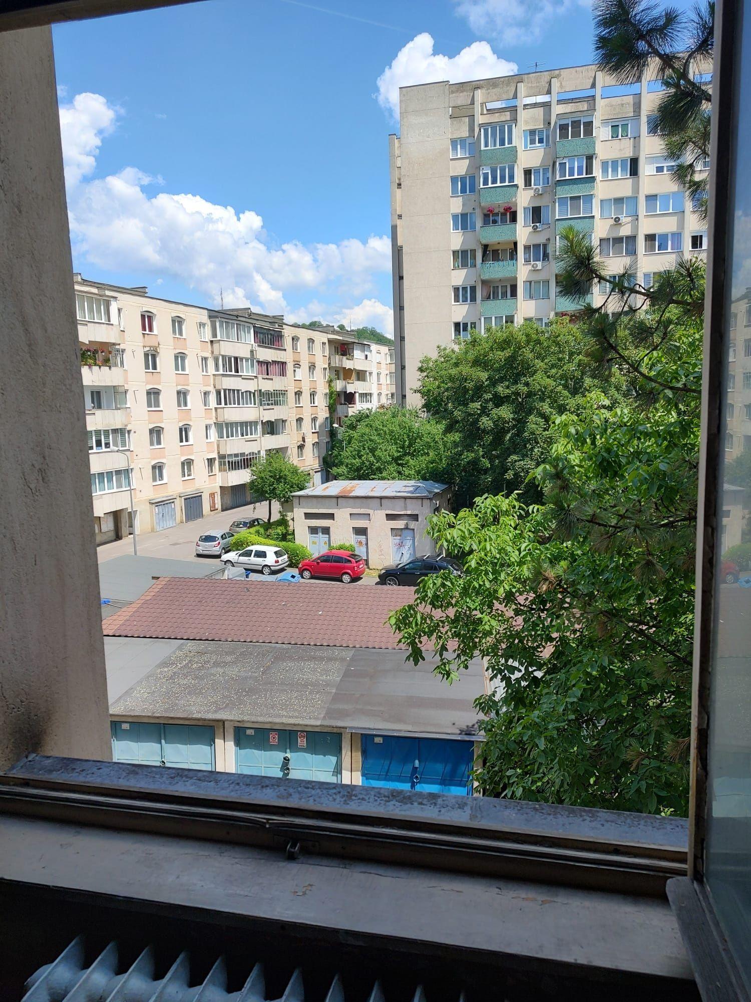 De vânzare apartament 2 camere, 50 mp, etaj 3/10, Str. Brașovului – Tudor, lângă Complex Dacia - imagine 1