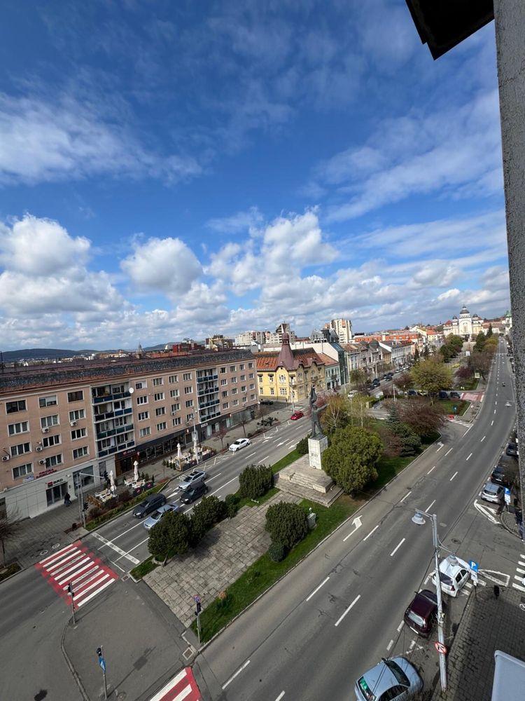 De vanzare apartament ultracentral - imagine 1