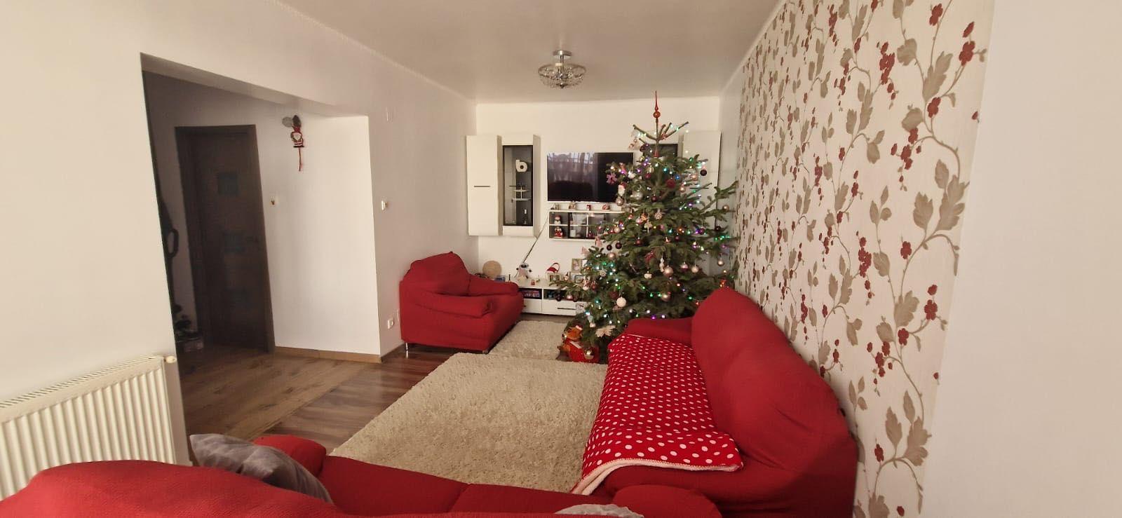 Vând apartament cu 2 camere - imagine 1