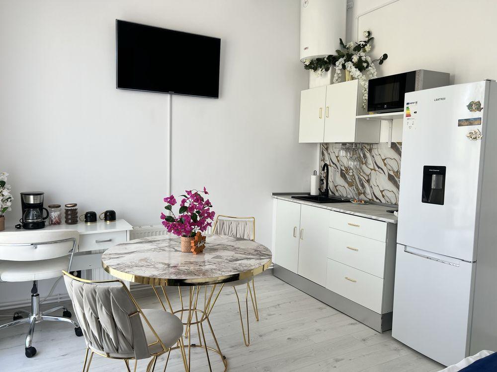 Vand spatiu comercial /regim hotelier /garsoniera - imagine 1