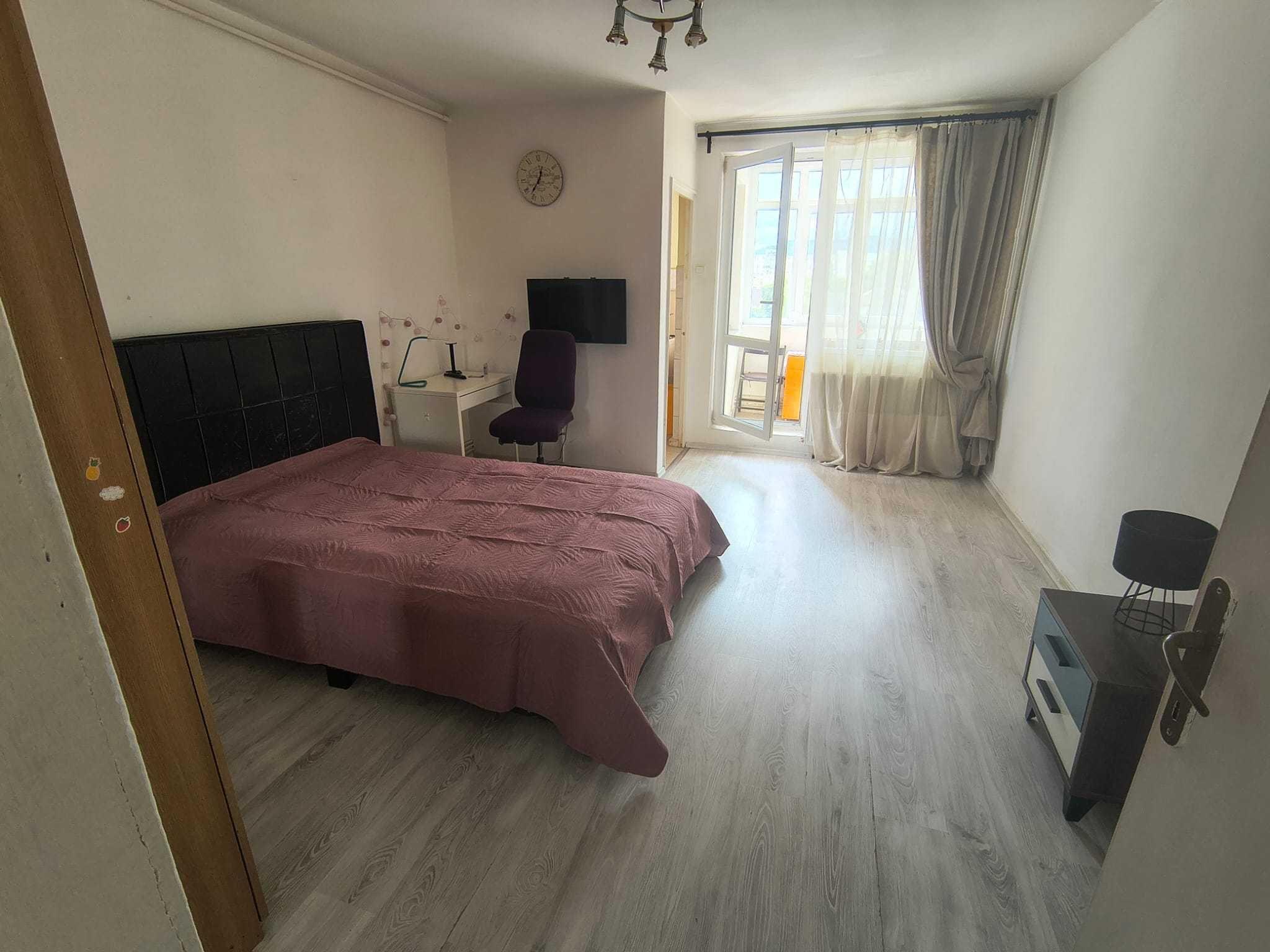 vand Garsoniera mobilata Str Mihai Viteazu 31 mp - Proprietar - imagine 1