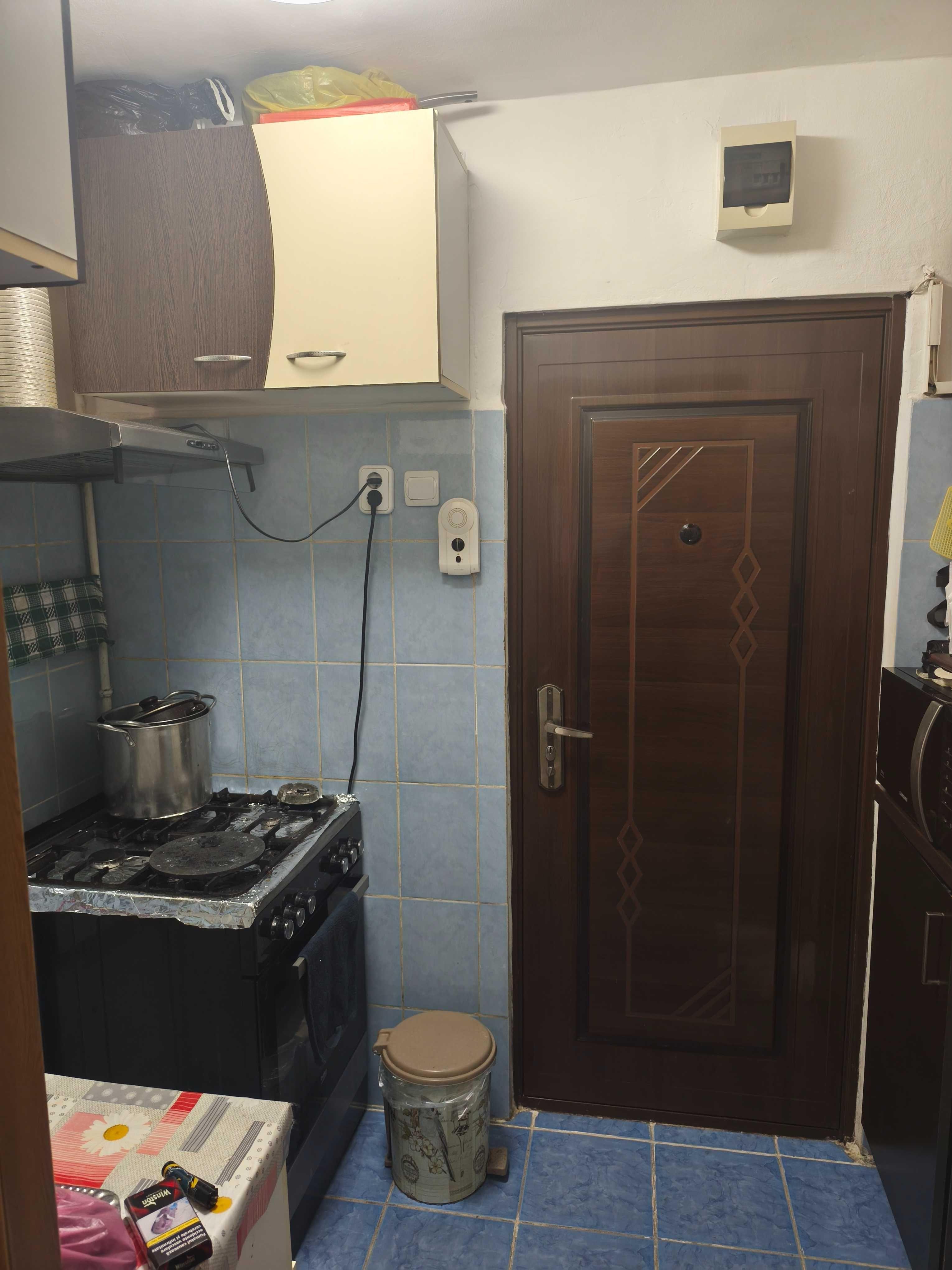 Apartament 2 camere Tractoru