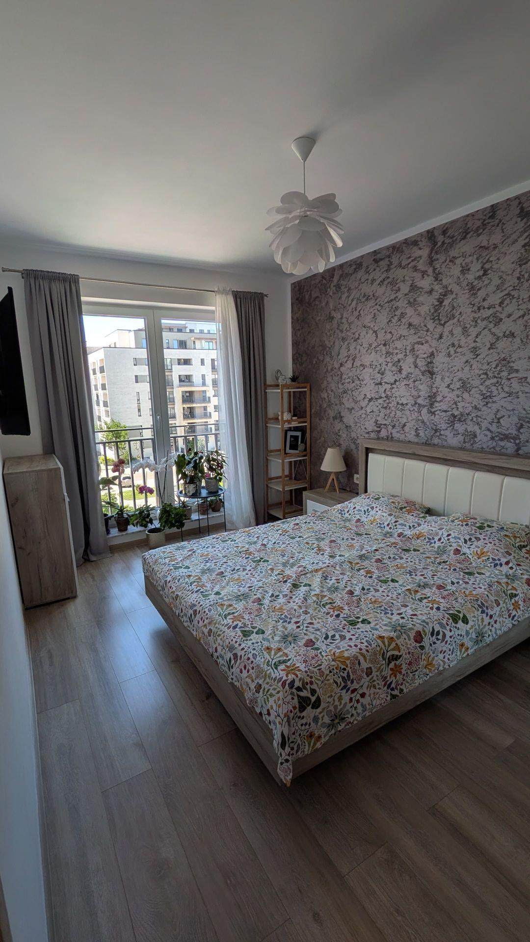 Proprietar - 2 Camere Mobilat/Utilat Kasper Coresi - Et. 3