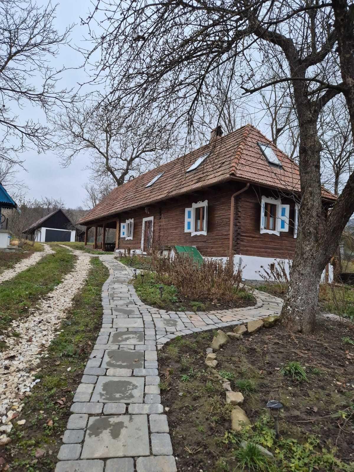 inchiriez casa taraneasca in sat, Bicfalau Covasna