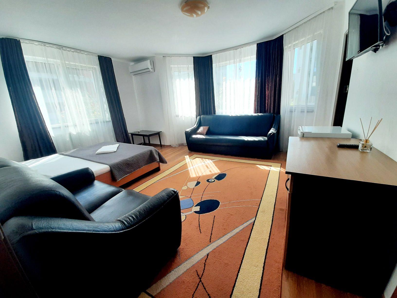 Inchiriez camera, in vila, doar pentru studenti/elevi, zona Campus Universitar -Tomis Nord - imagine 1