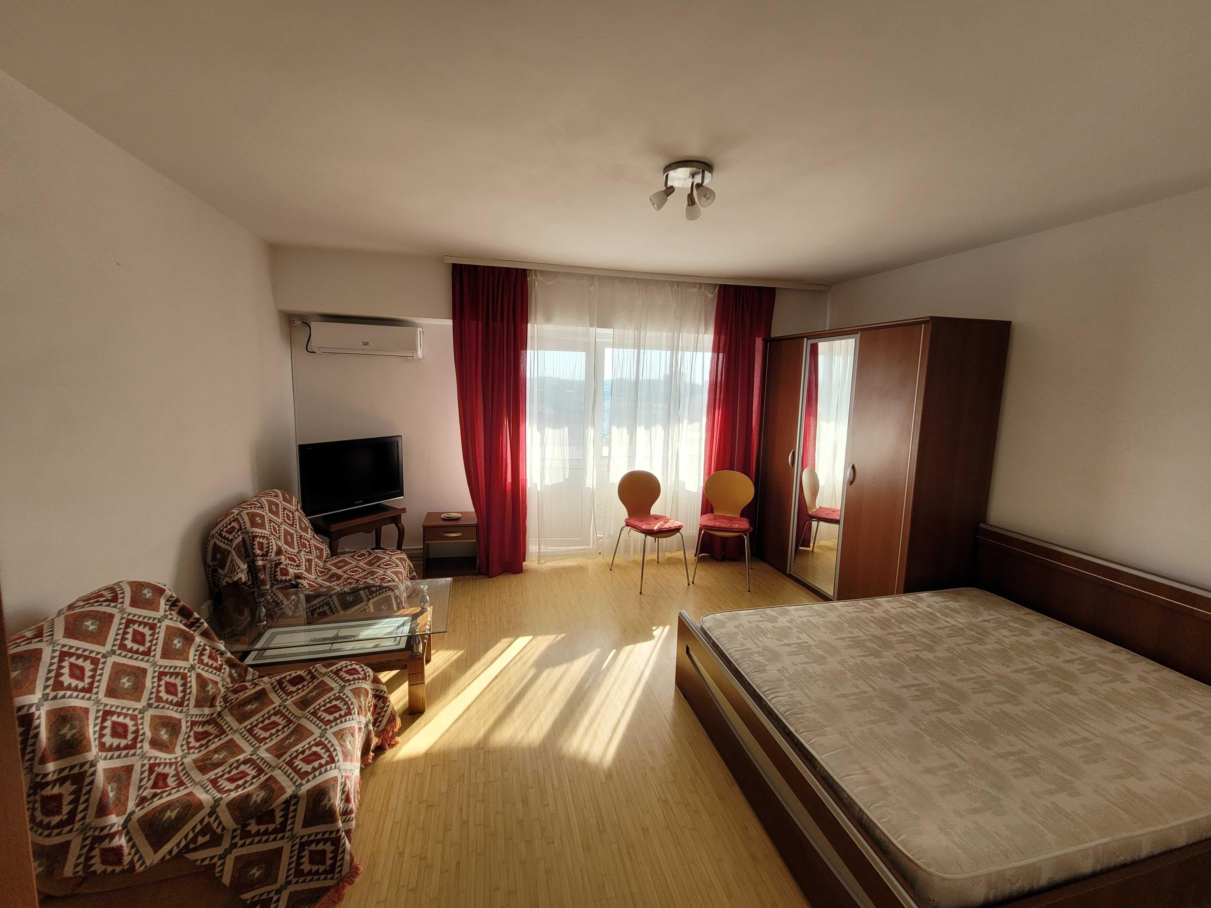 Inchiriere pe termen lung apartament 1 camera ultracentral Plaja Modern