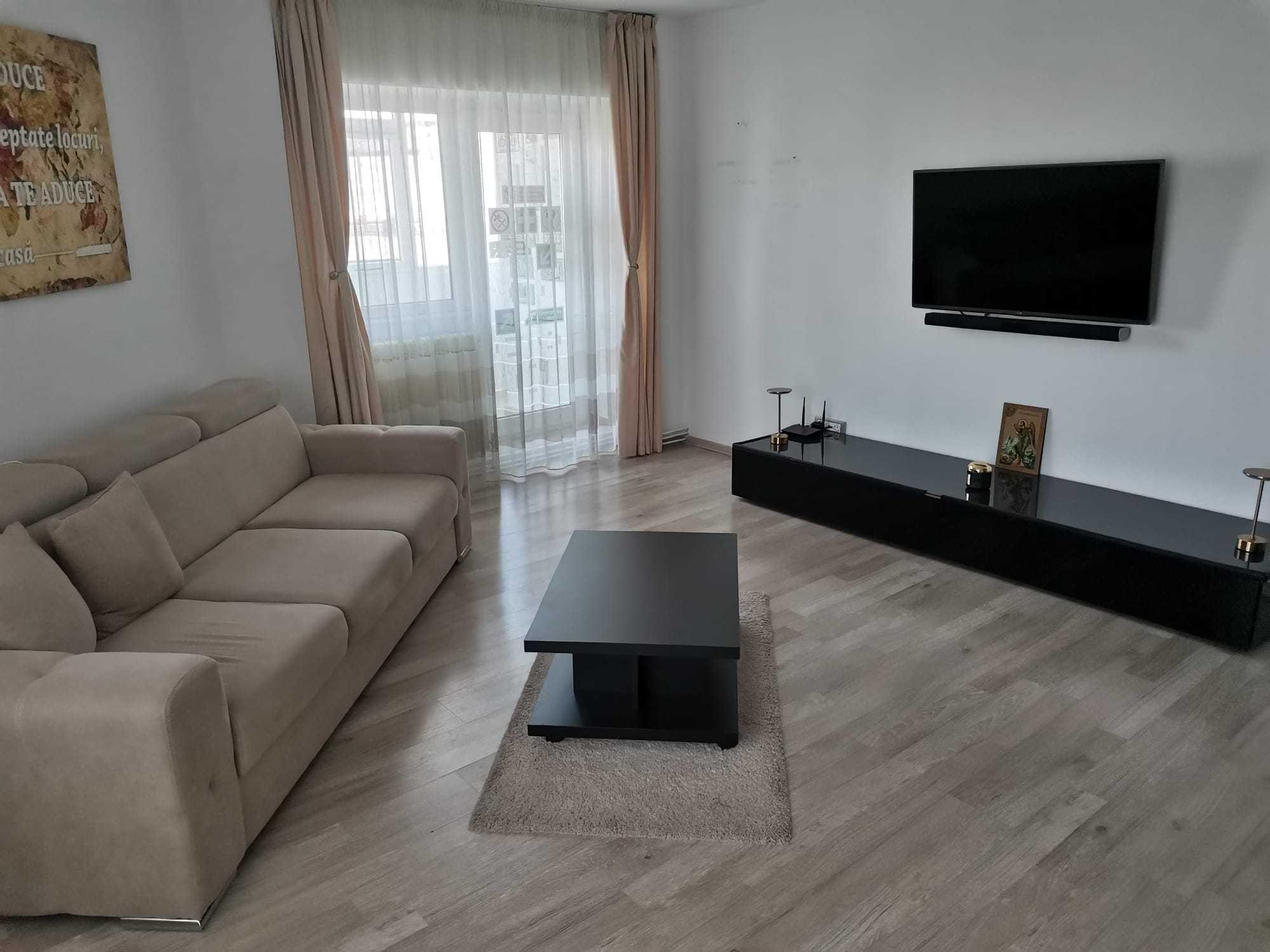 Închiriere Apartament 3 Camere – Zona Tomis III - imagine 1