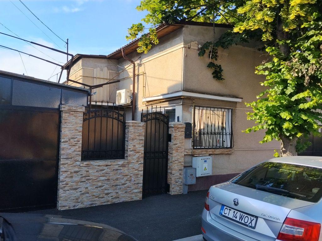 Vânzare casa din caramida - imagine 1