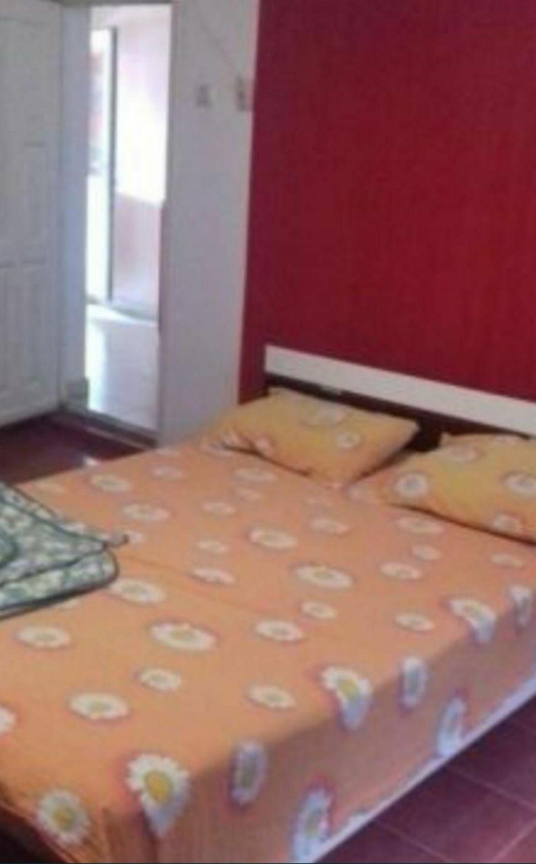 De închiriat camera la casa