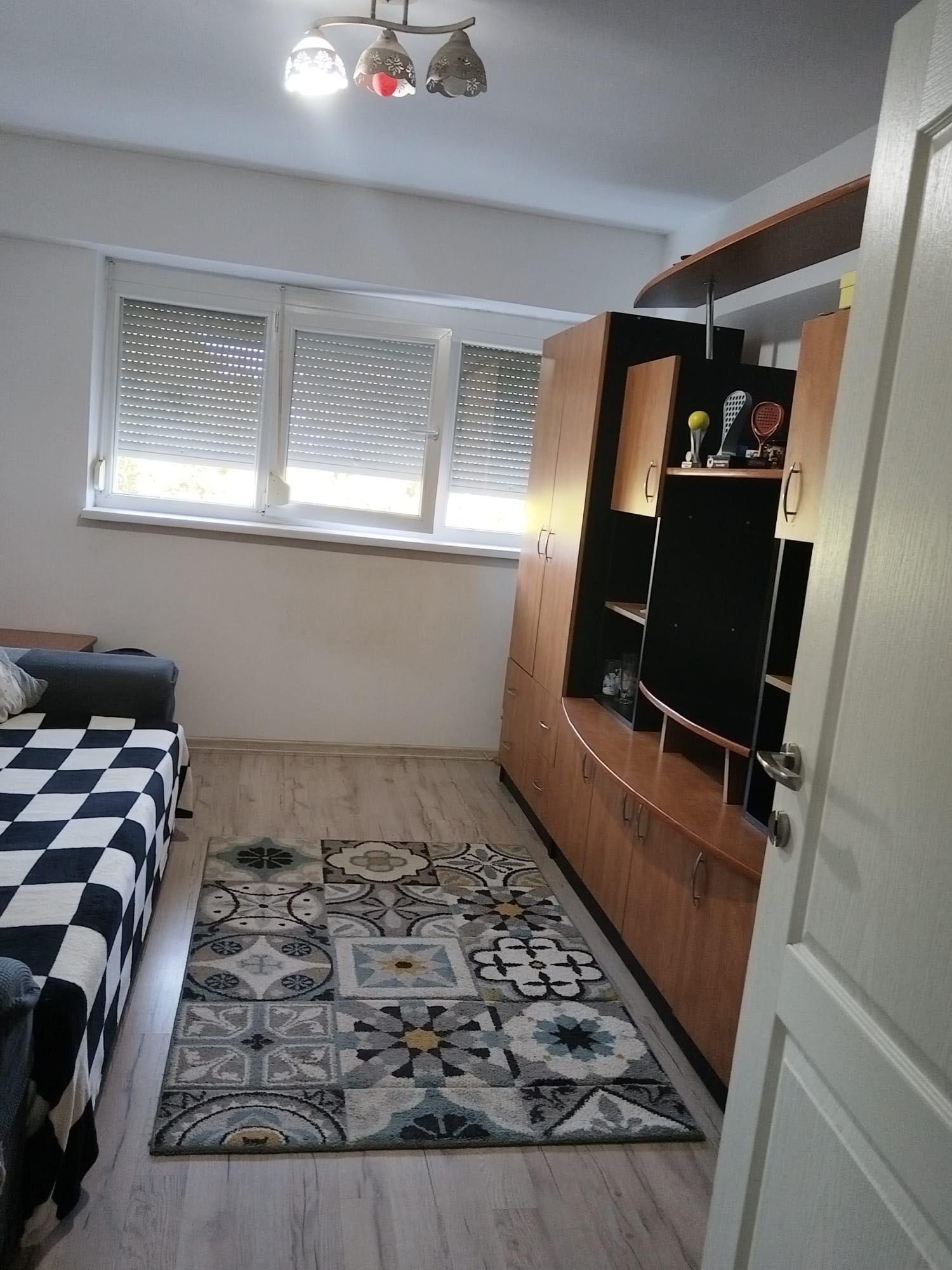 Garsonieră 20 mp, Valea Roșie – renovată, mobilată și utilată | 35.000 € - imagine 1