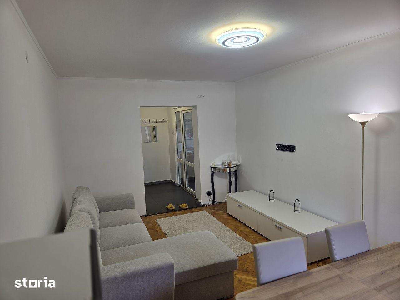 Proprietar/Apartament 3 camere,zona Piata Garii,etaj 4. - imagine 1