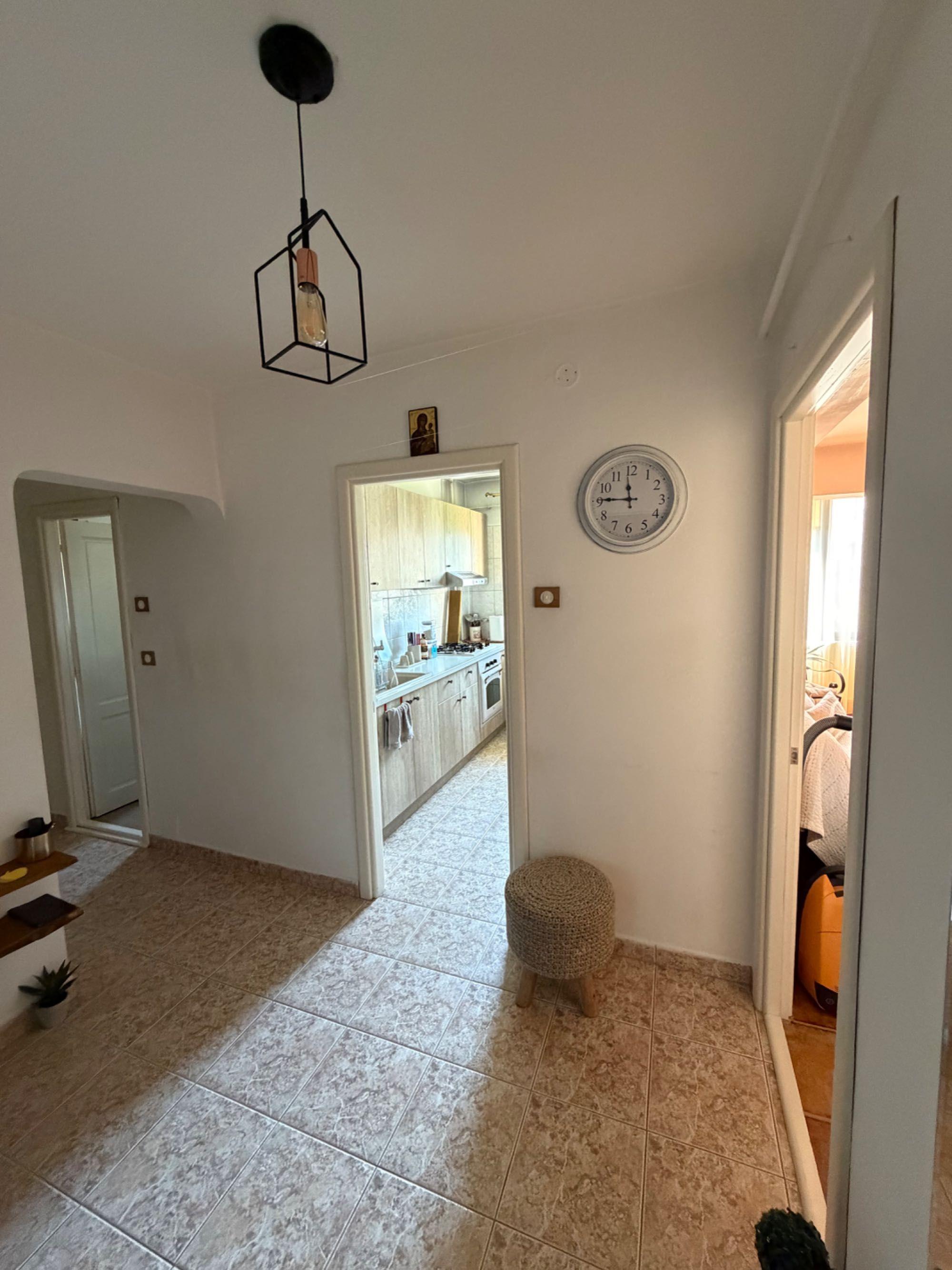 Apartament 3 camere, Lapus, pe principala - imagine 1