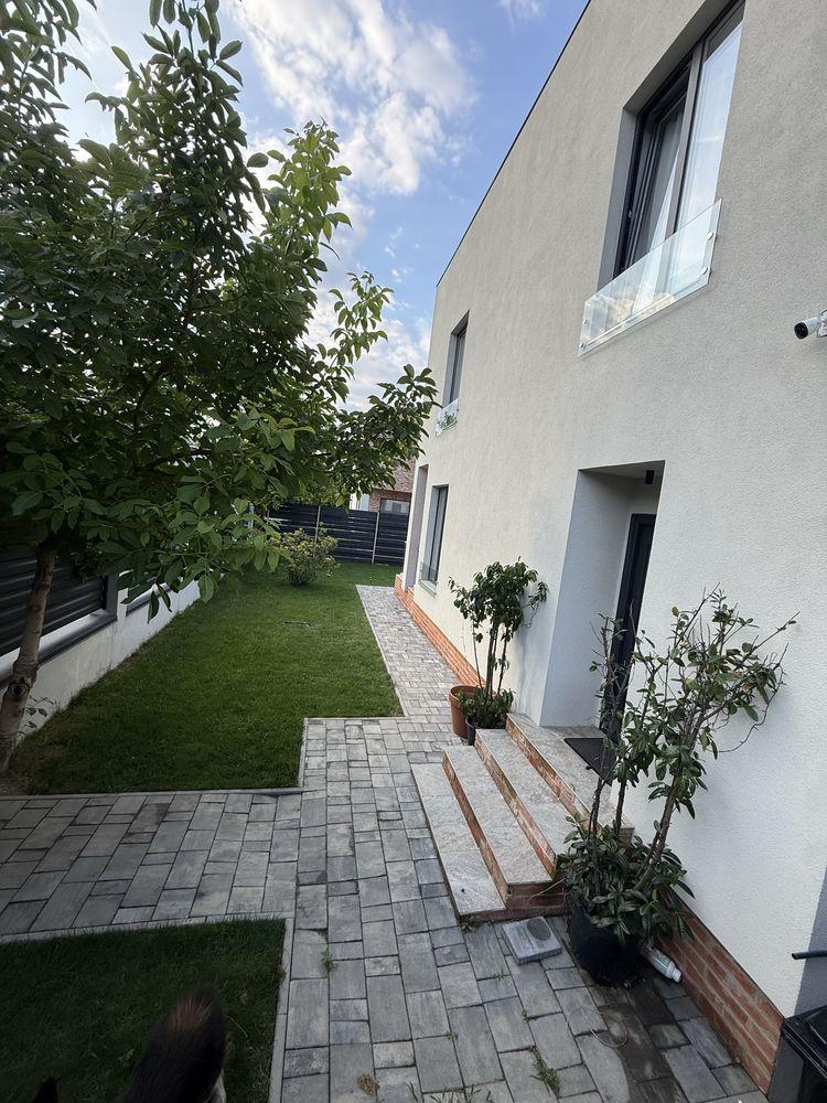 Casa zona Ford, (Cârcea), 3 dormitoare 3 bai, str. Primaverii - imagine 1