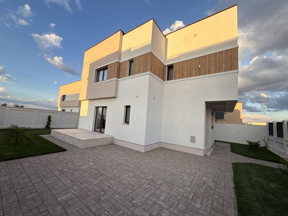 Vand casa zona Metro toate utilitatiile - imagine 1
