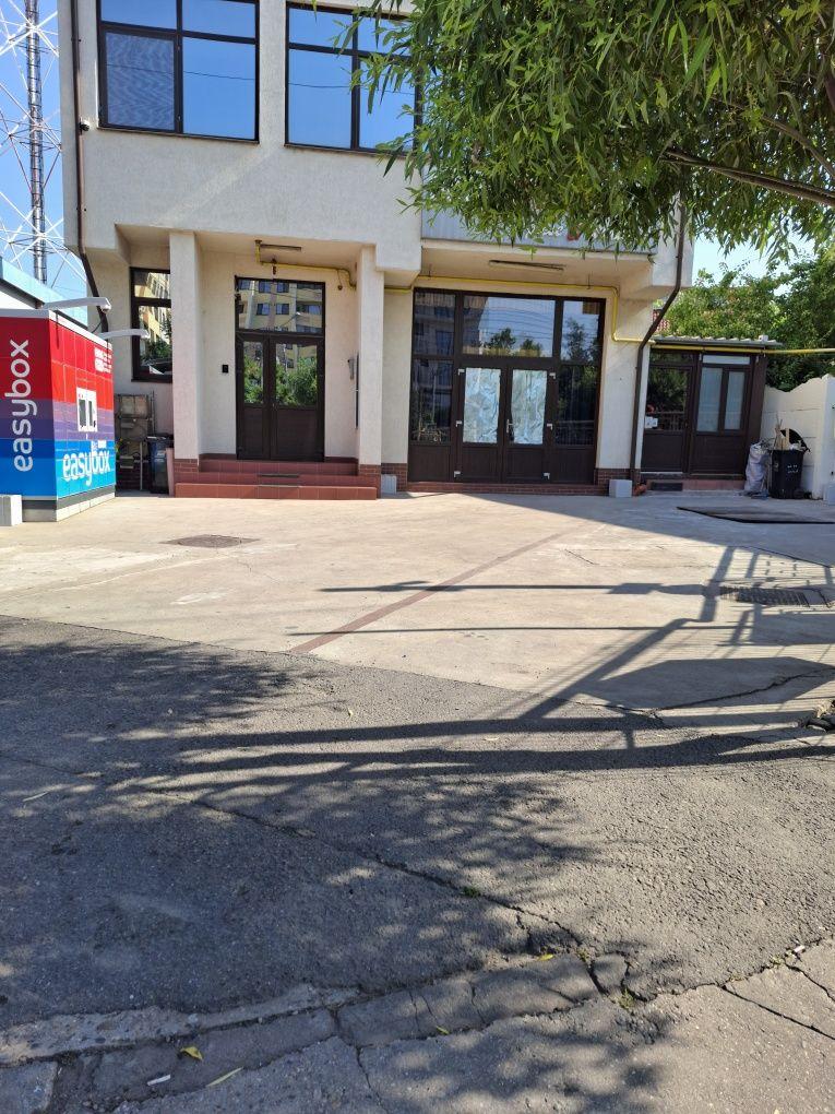 Inchiriez spatiu comercial stradal Blv. Dacia, Consul - imagine 1