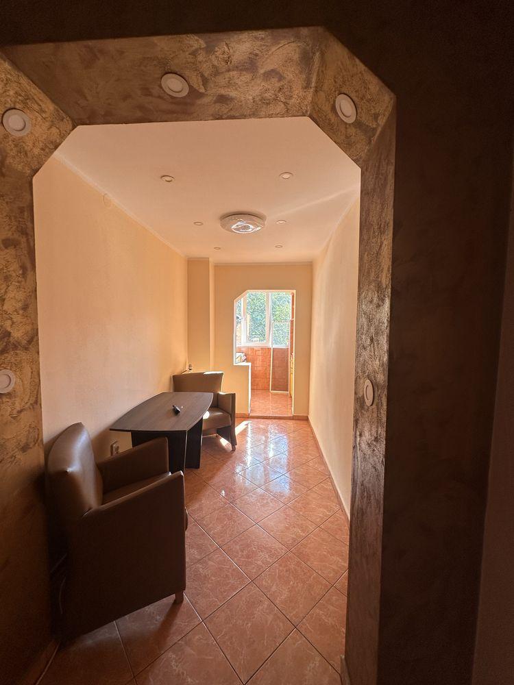 Garsoniera de vanzare