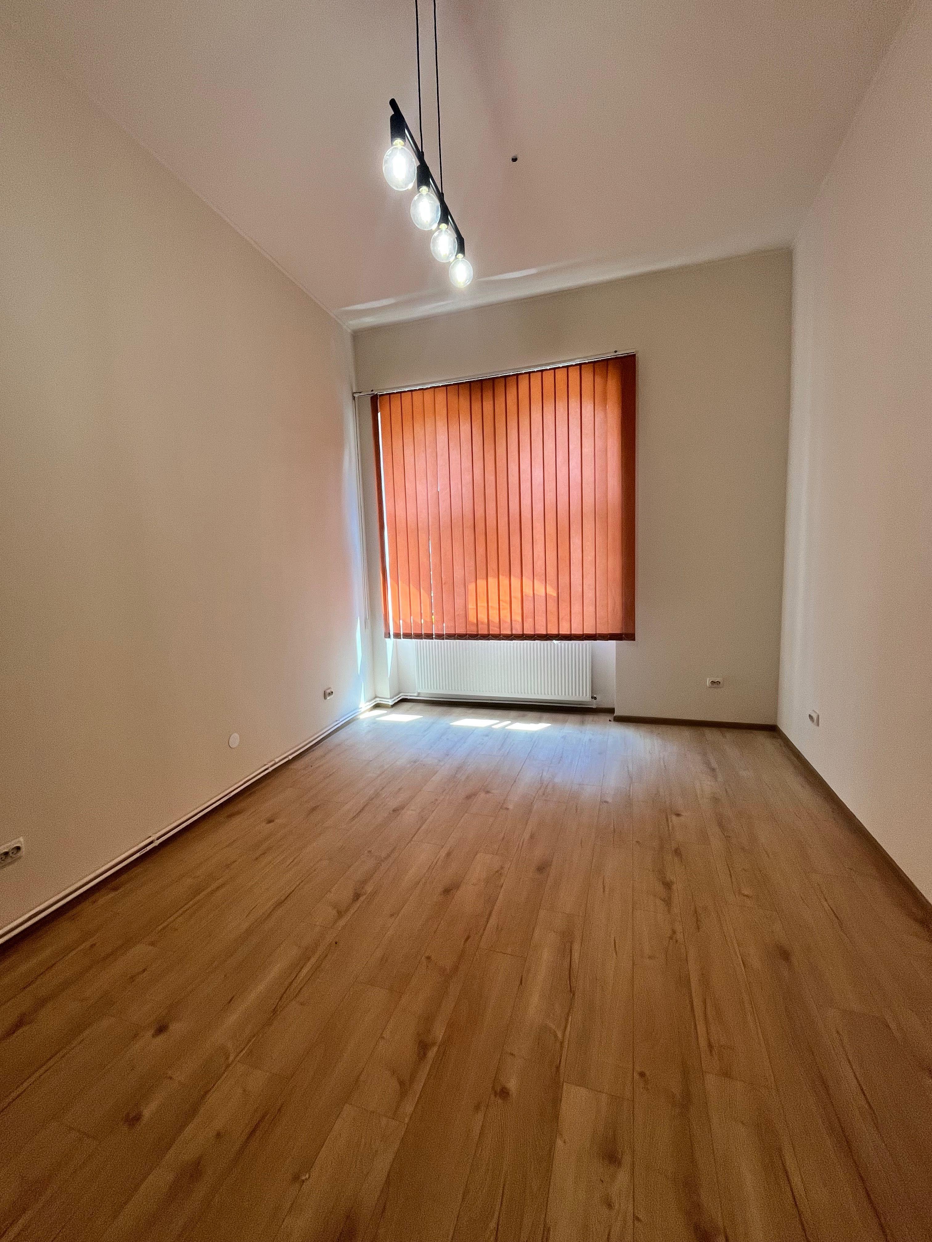 Apartament ultracentral cu o cameră - imagine 1