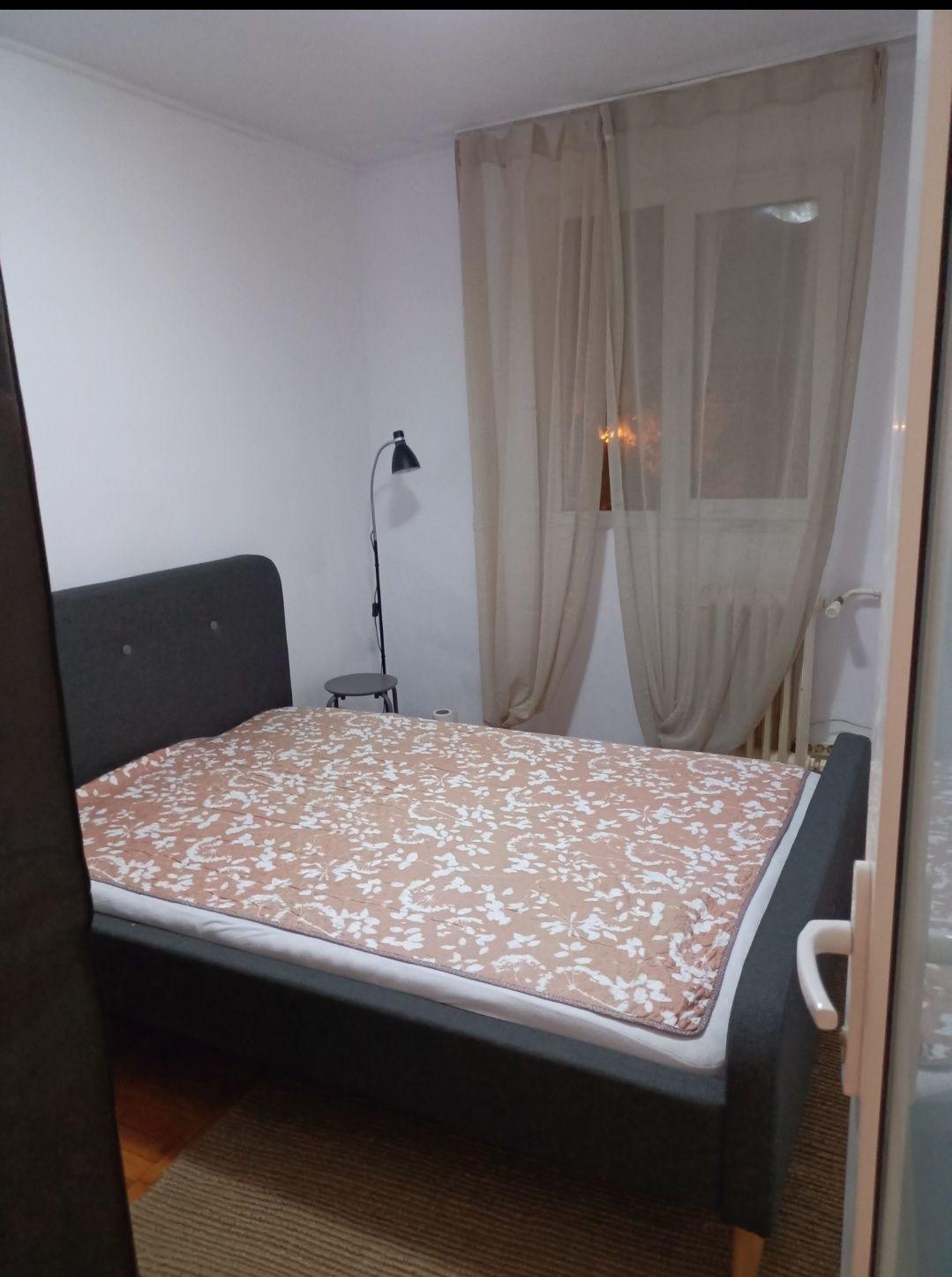 Vand apartament 2 camere str Iza et.1