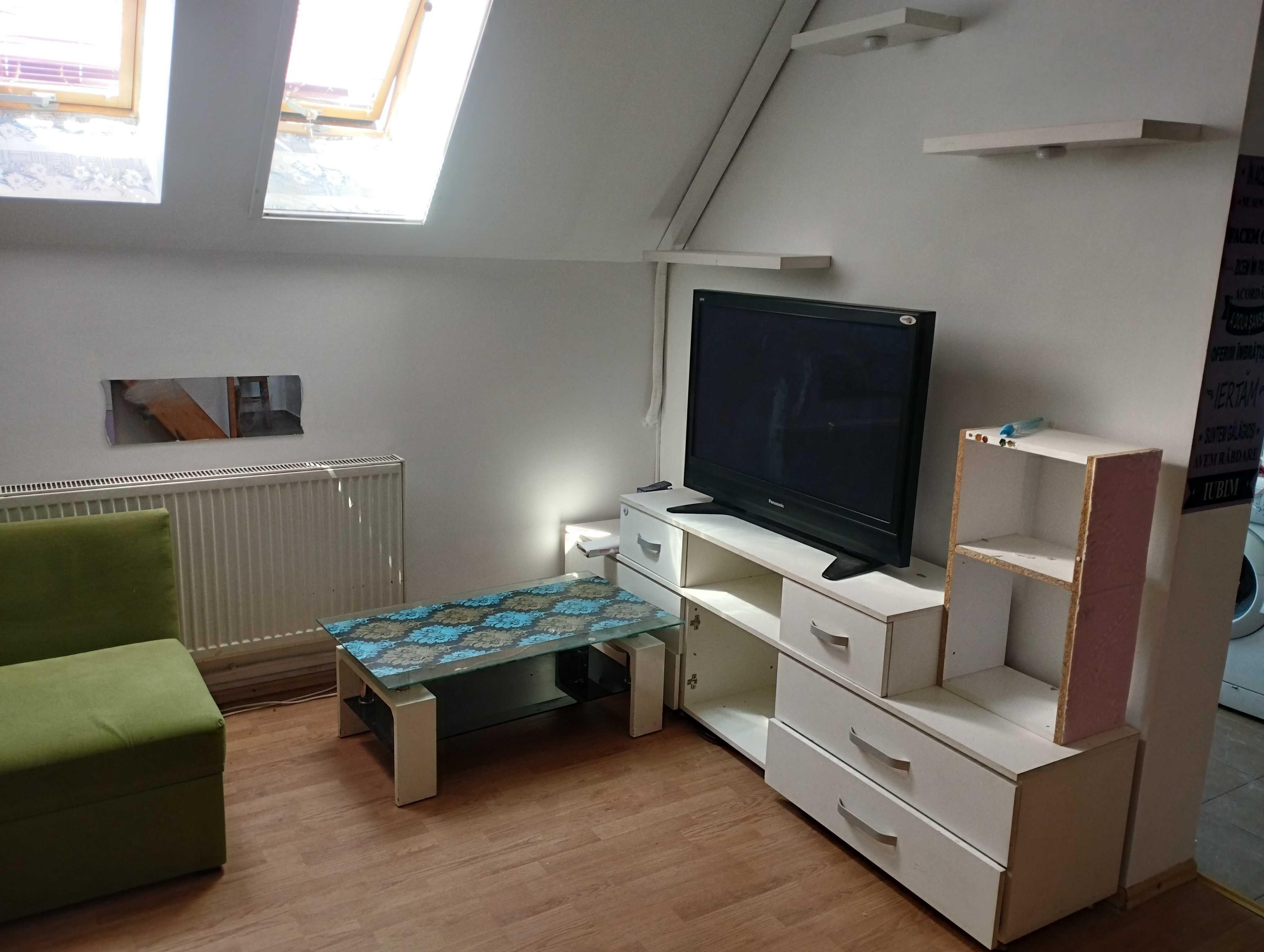 Apartament 2 camere de închiriat zona Nufărul