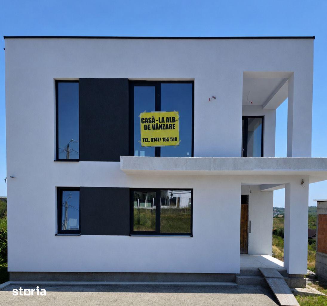 Vand Casa Zona Colinelor la alb (semifinisat) cu teren 350 mp2