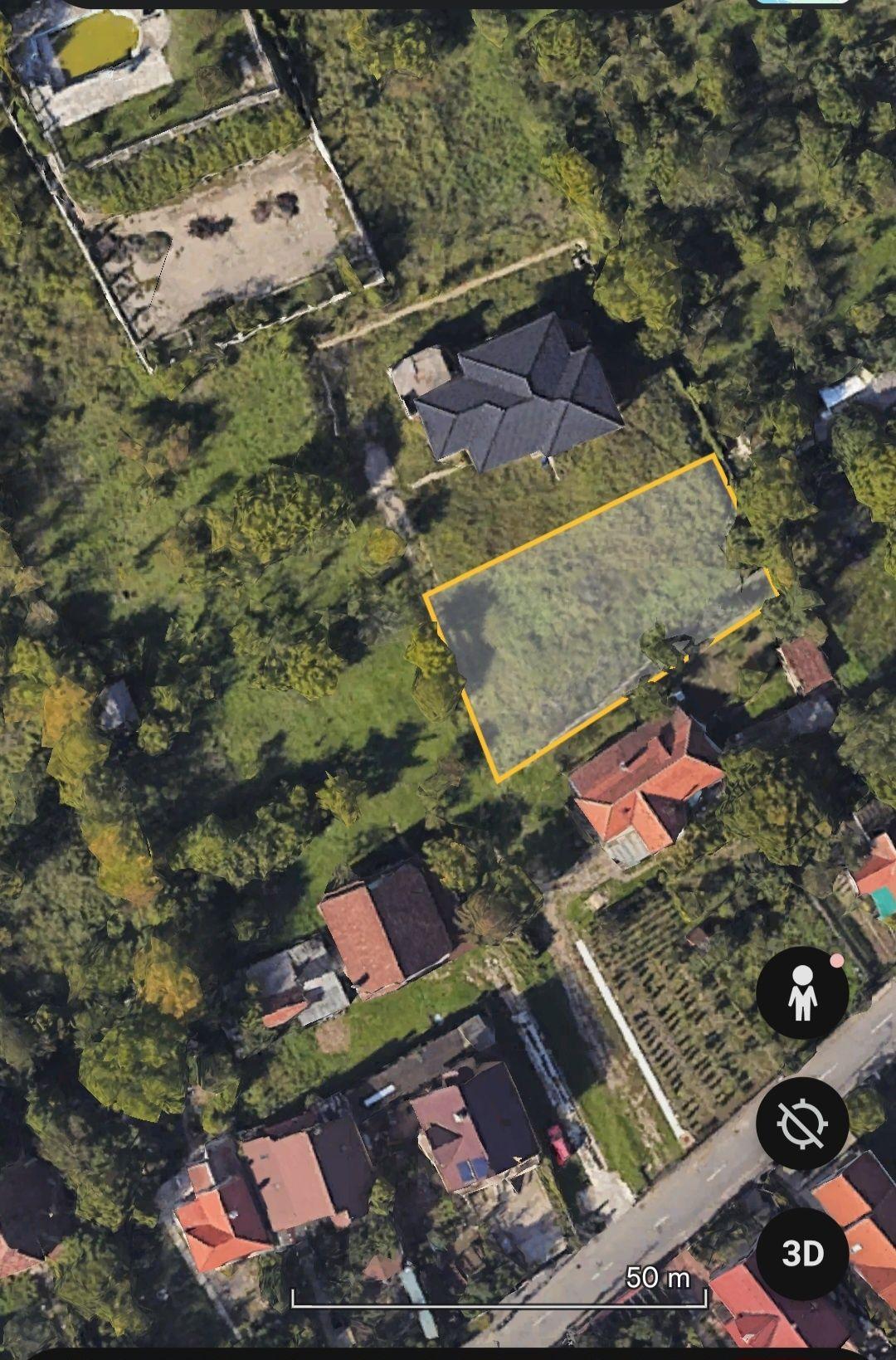 Vând teren vis-a-vis de Spitalul TBC, pe str Izvorului.nr 18F