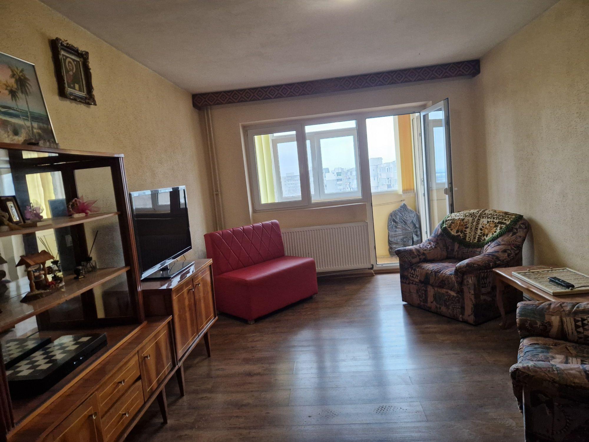 Apartament de vânzare 2 cam. decomandat 60 m² B-dul. Bucuresti - imagine 1