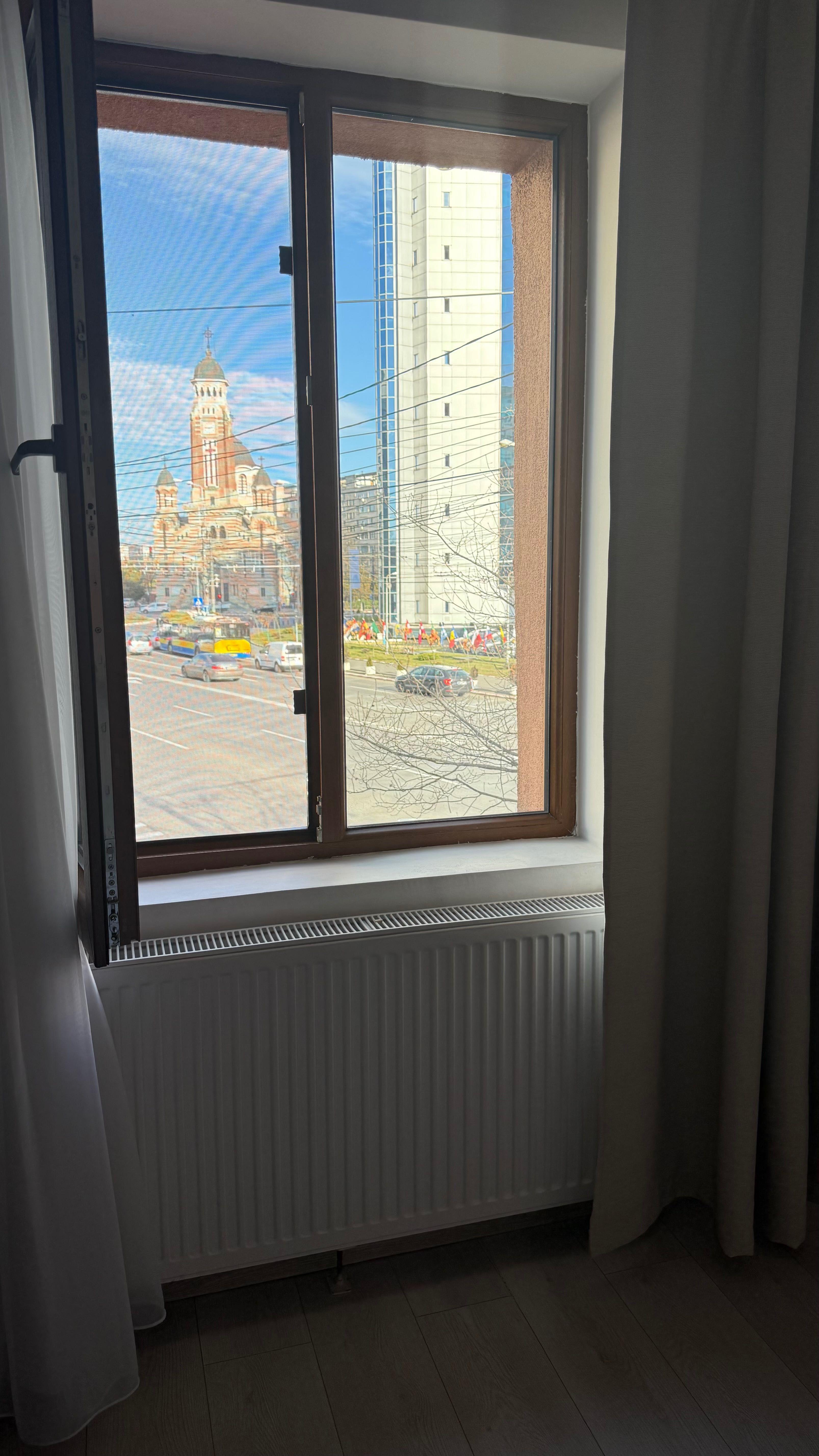 Vanzare Apartament 2 camere decomandat Ultracentral Primaria Ploiesti