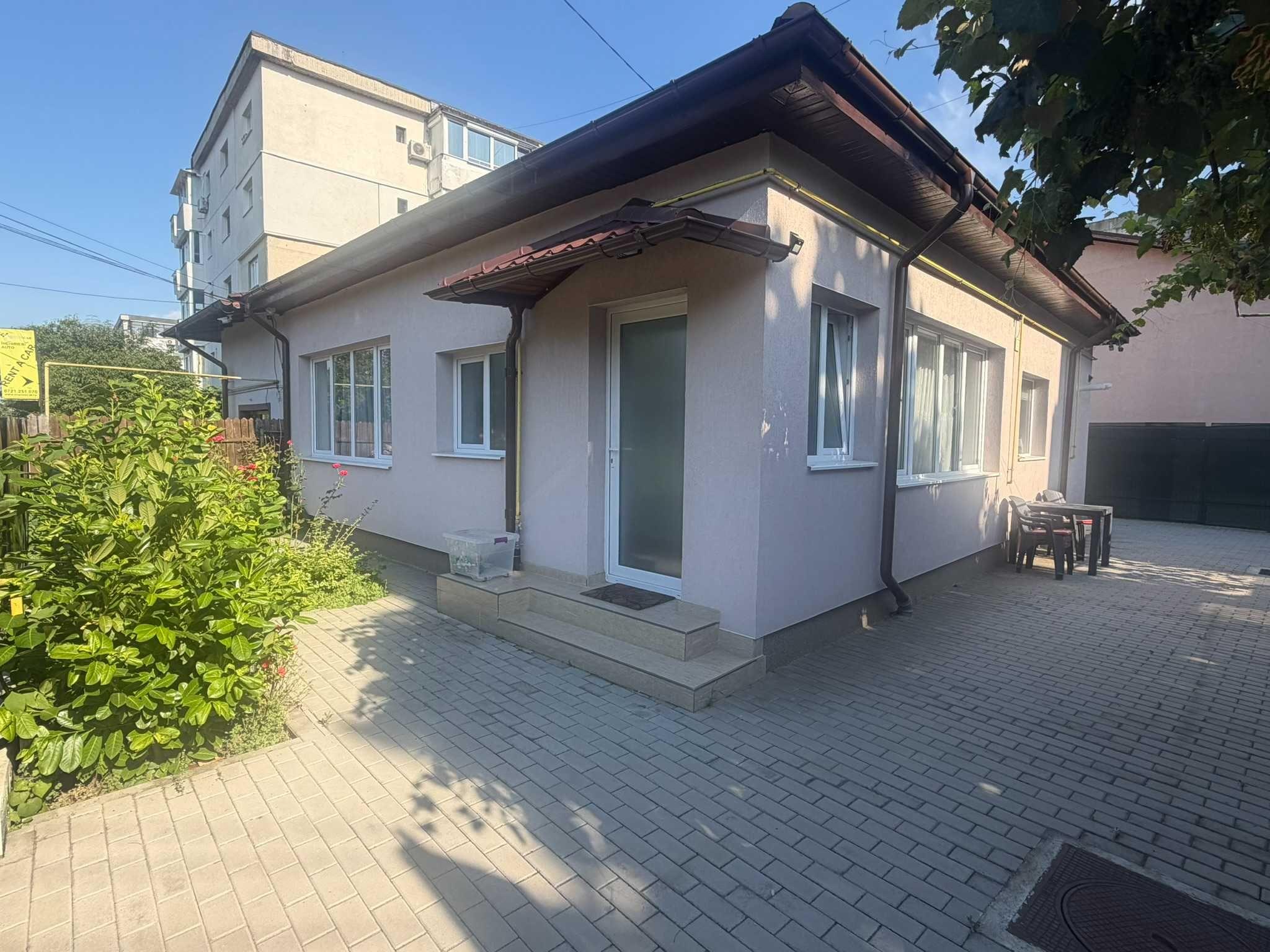 Ploiesti semicentral zona rezidentiala - Casa de inchiriat pentru locuit sau cabinete/birou - imagine 1