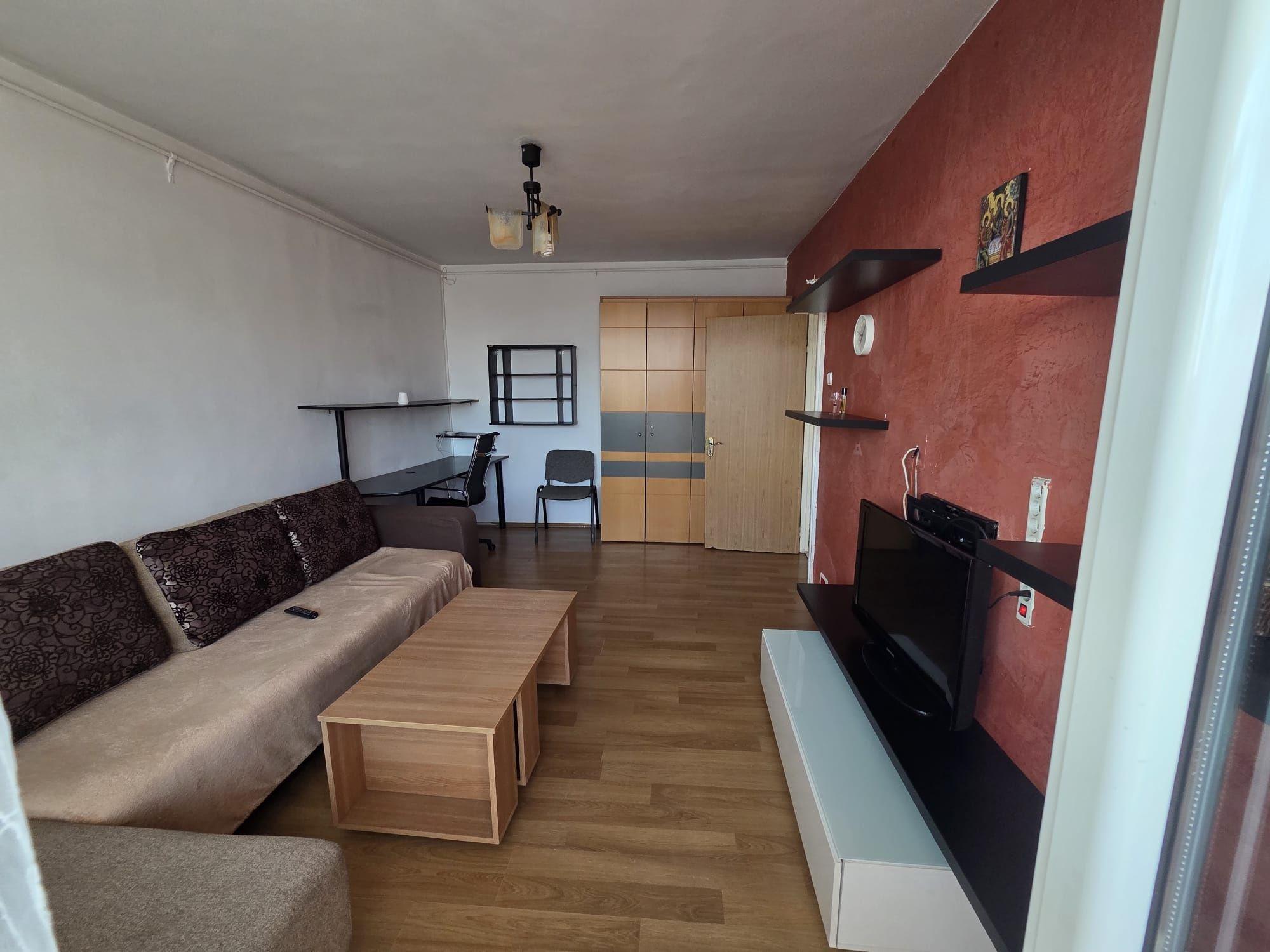 Închiriez ap 3 camere zona D-na Ghica/Facultatea de Construcții