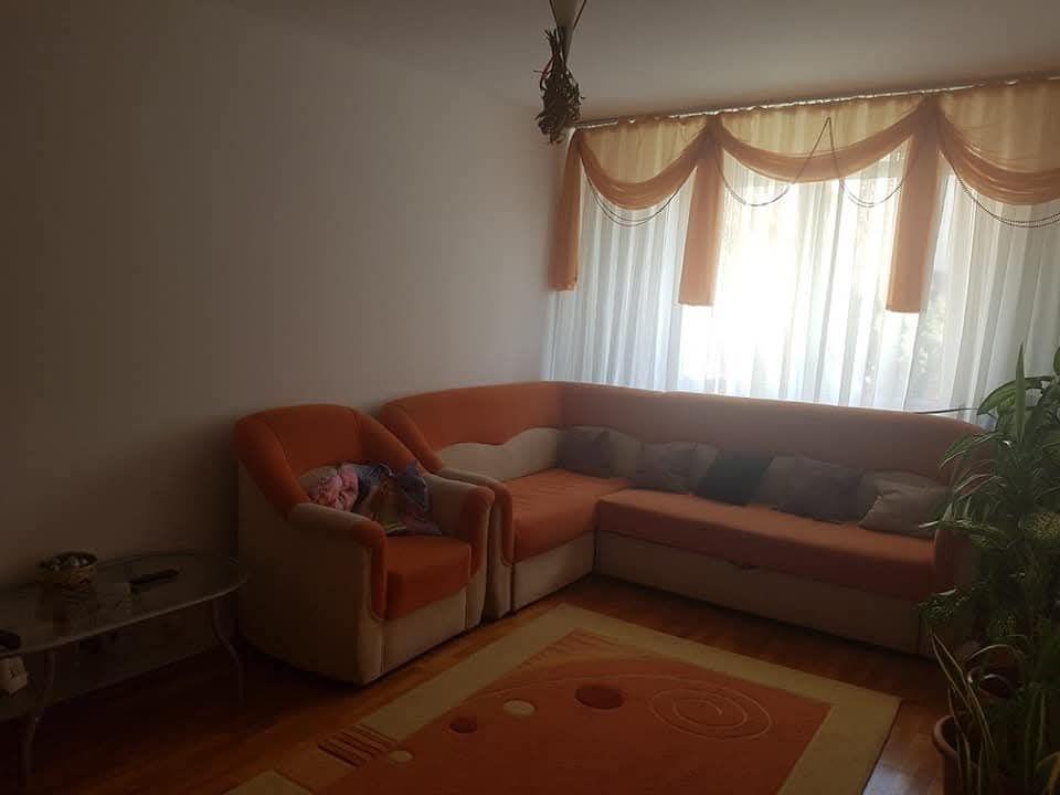 Proprietar inchiriez apartament 3 cam. Teiul Doamnei, sect 2