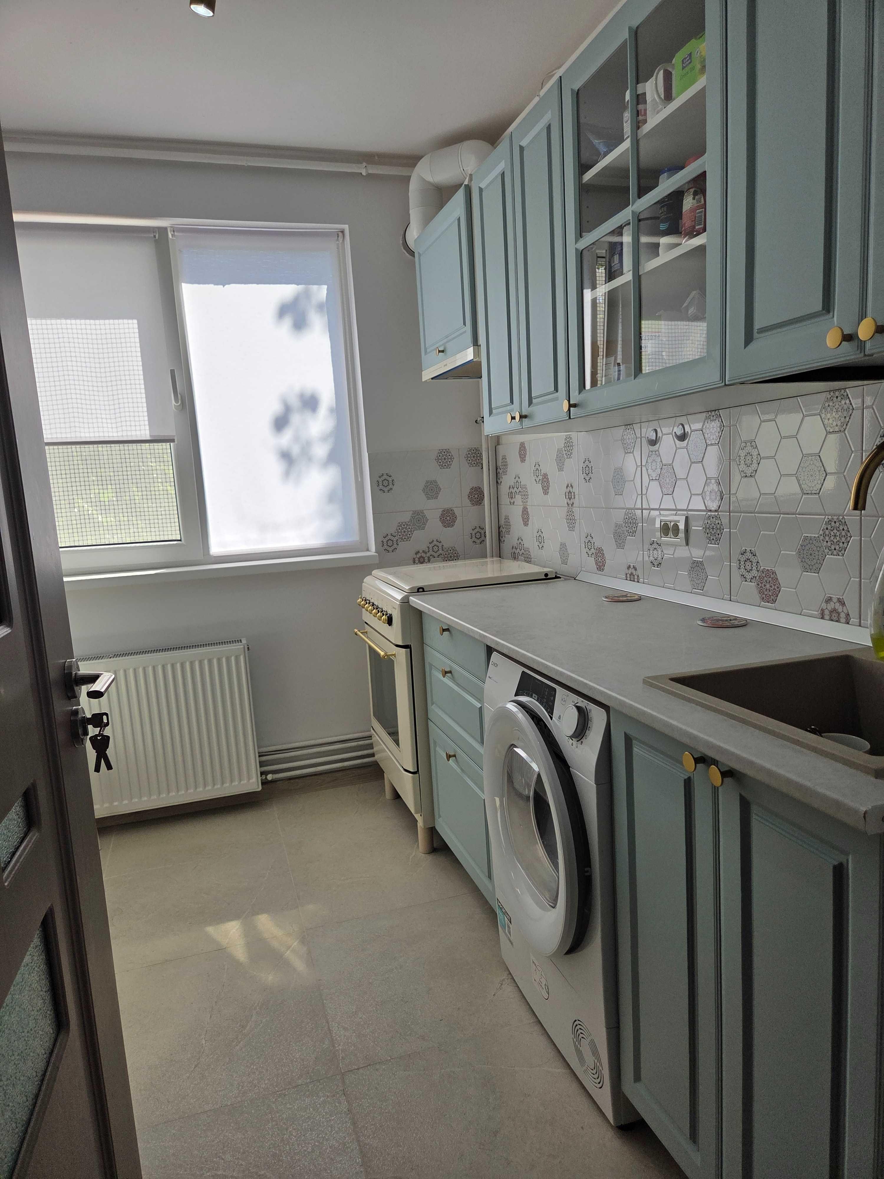 Direct proprietar vand apartament