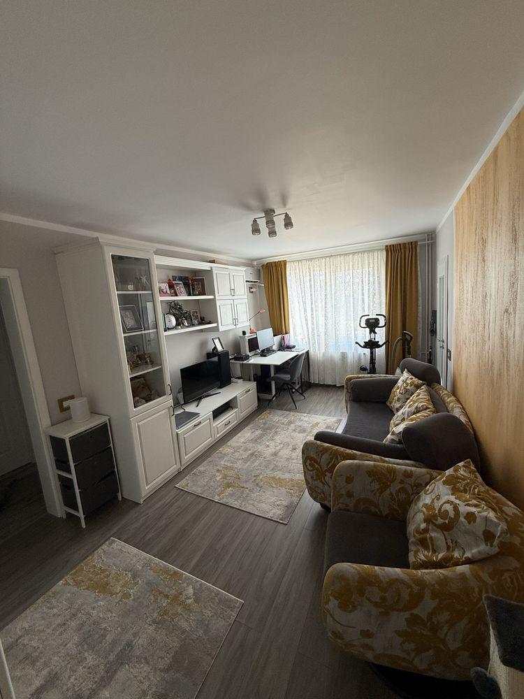 Direct proprietar – Apartament 4 camere, 85 mp, Aleea Fizicienilor
