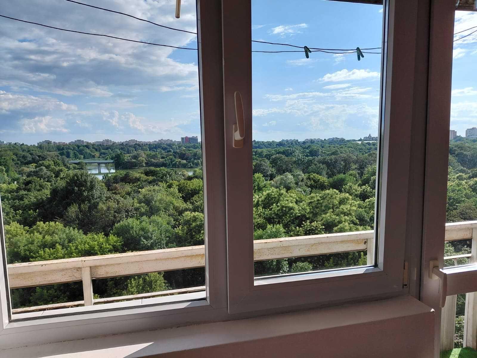vand apartament 3 camere bd Tineretului sector 4