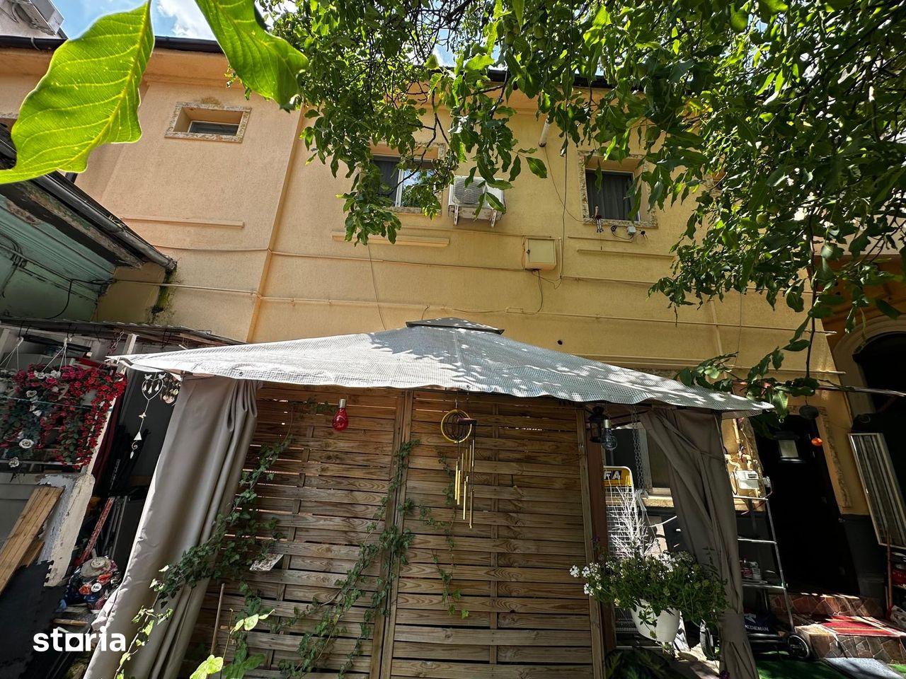 Vila P-ta Unirii cu 4 camere,curte,subsol,Centru civic,Ultracentral