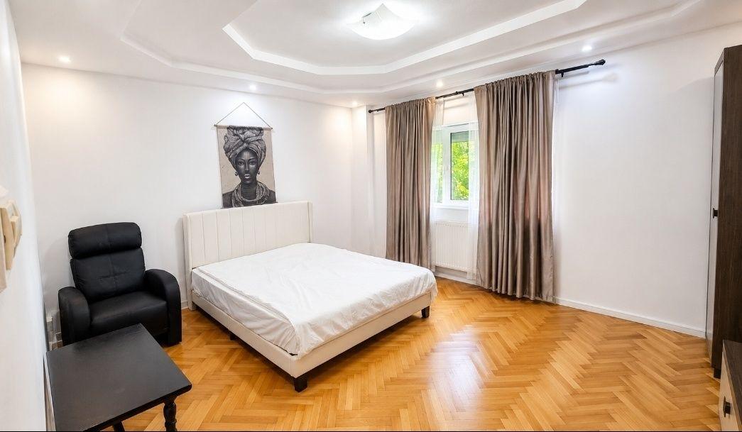 Apartament premium cu 2 camere de închiriat – Parcul Sebastian | 60 mp | Parcare | Renovat complet | 650 €/lună - imagine 1