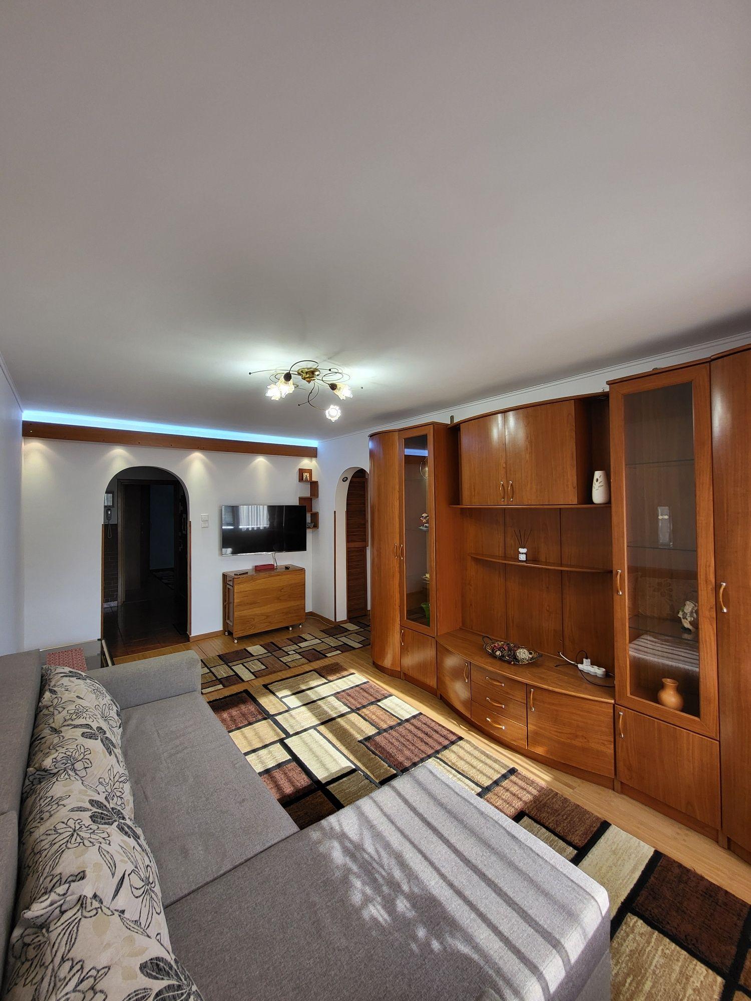 Inchiriez ap 3 camere Ghencea ( capat tramvai nr  41) - imagine 1