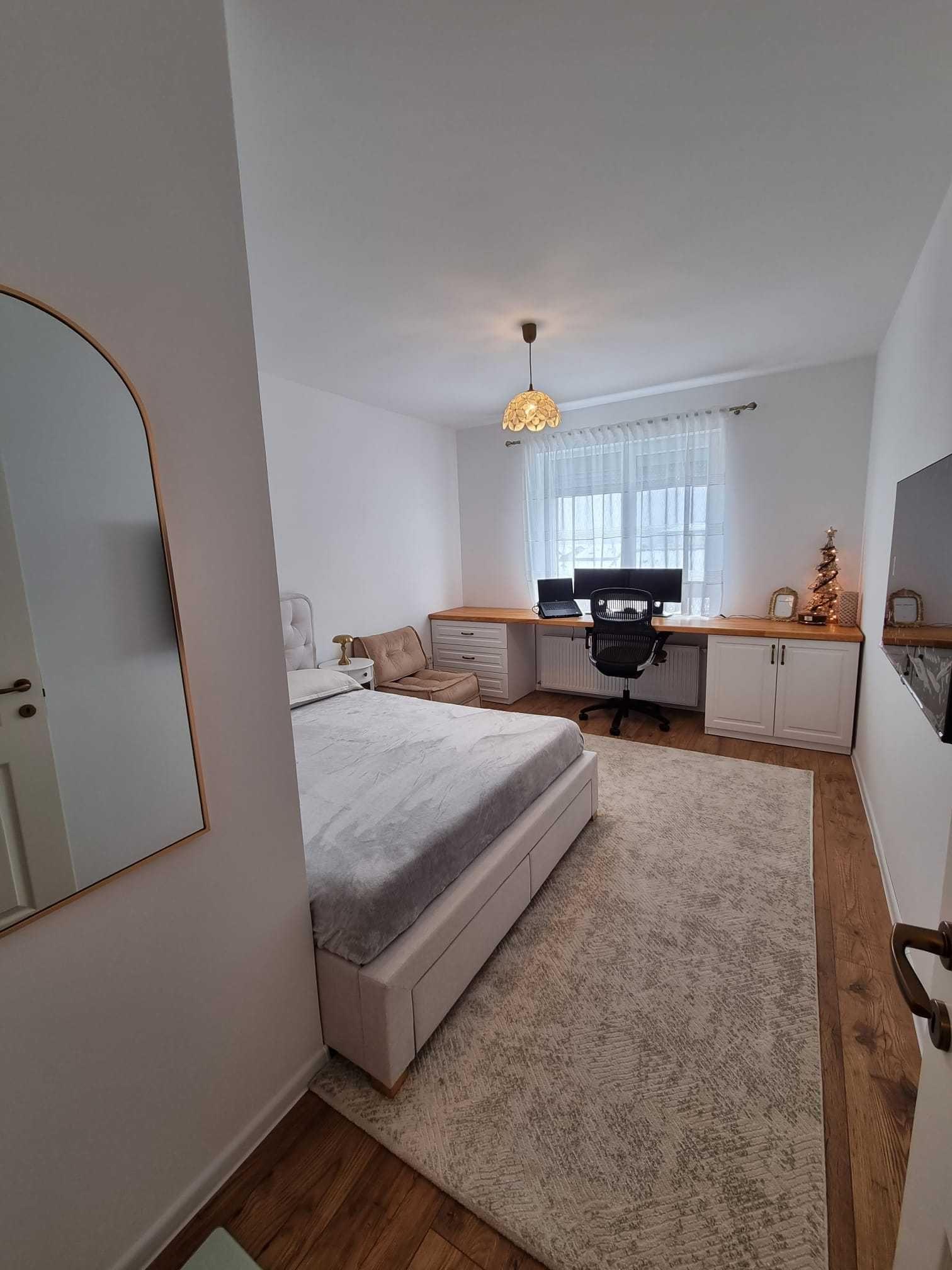 apartament 3 camere, metrou D. Leonida (complex La Strada)