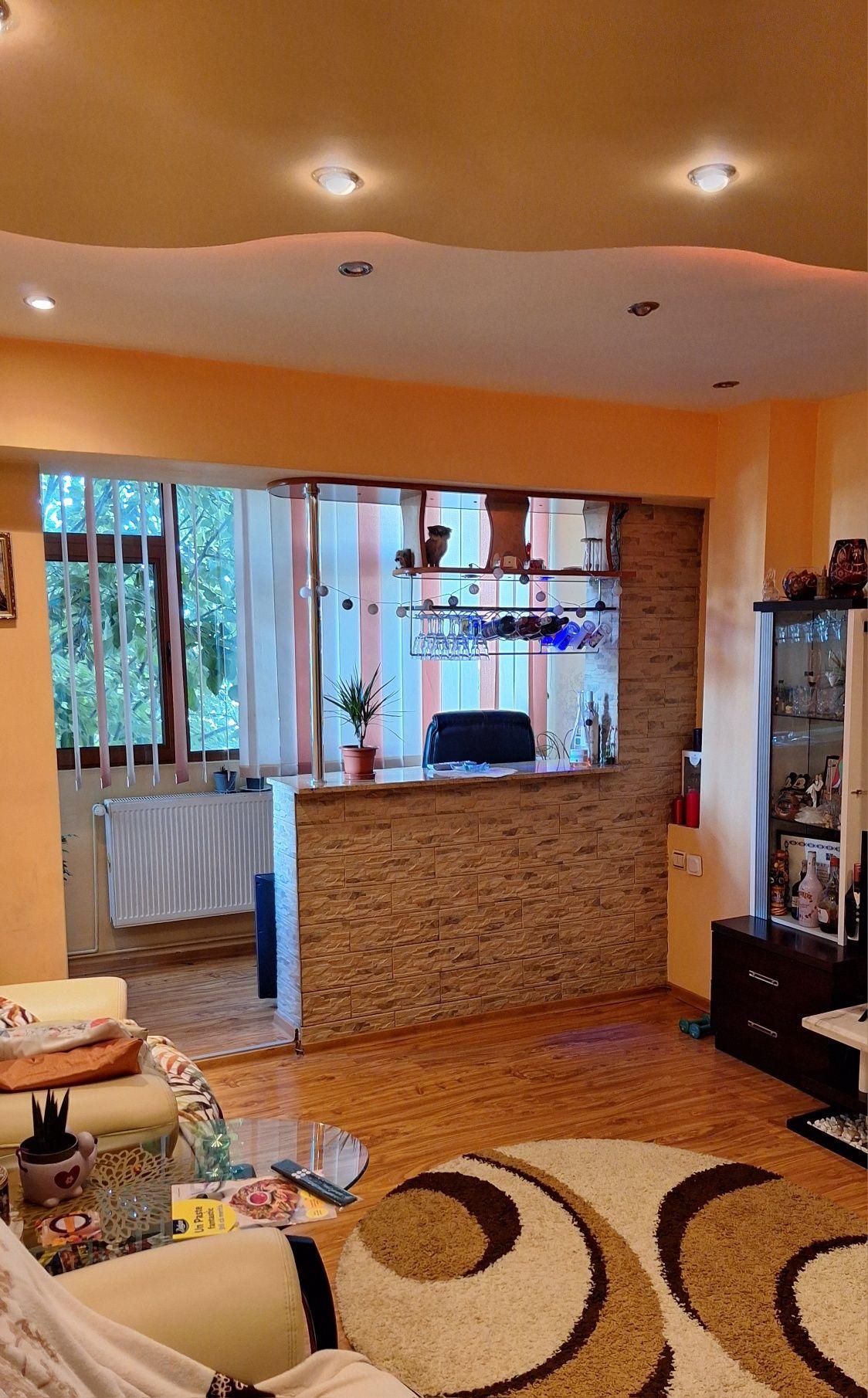 Apartament 3 camere Prundu - imagine 1