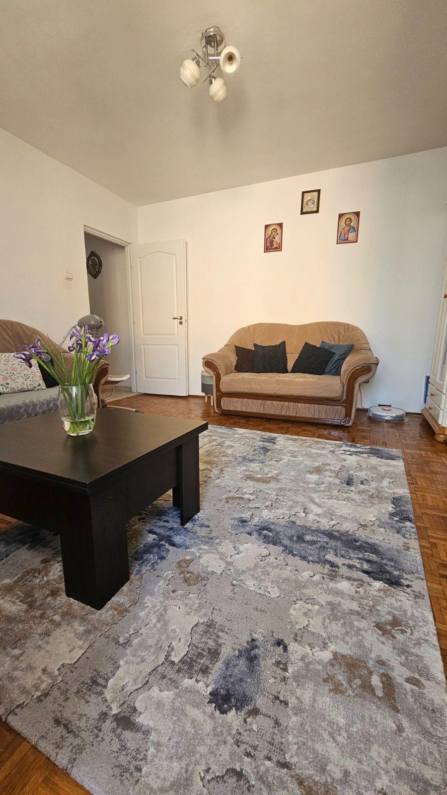 Direct proprietar Apartament 4 camere – aproape de centru,într-o zonă - imagine 1