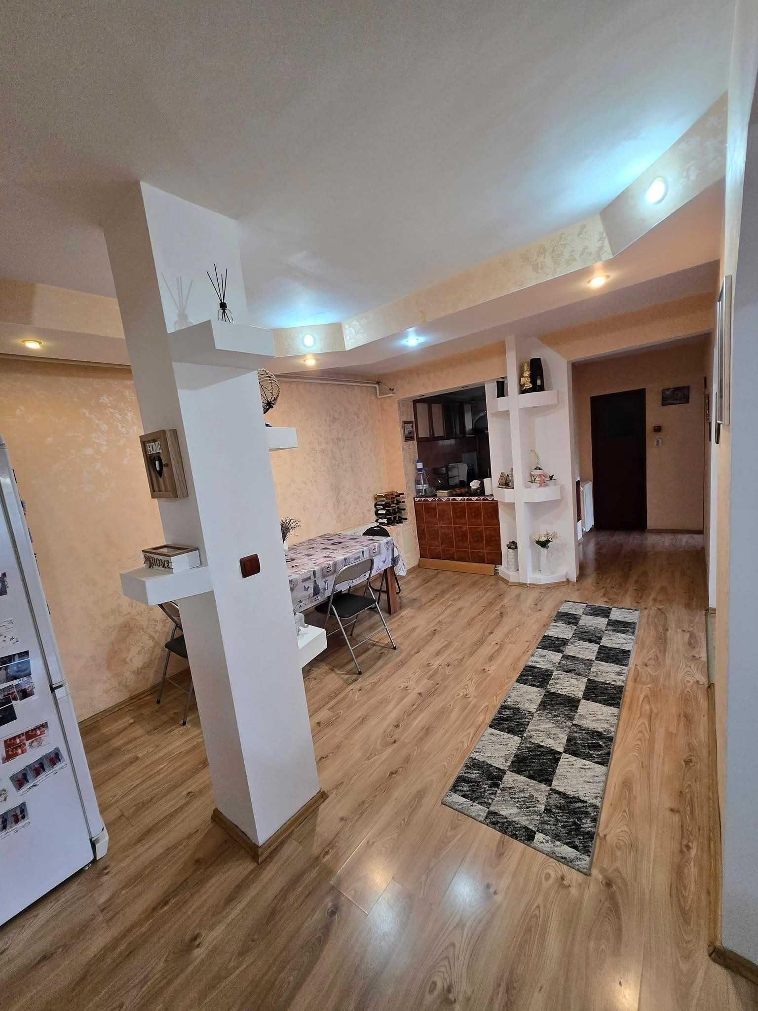 Apartament de vanzare Baia Mare, etaj 1 - zona Semiluna - imagine 1