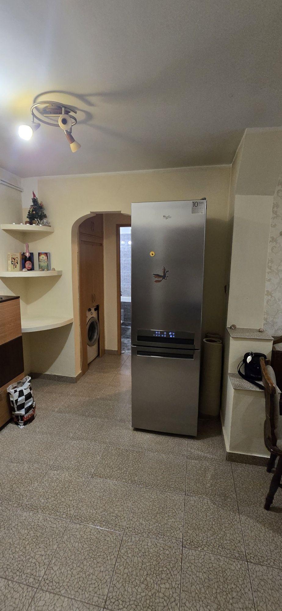Apartament 2 camere  de închiriat