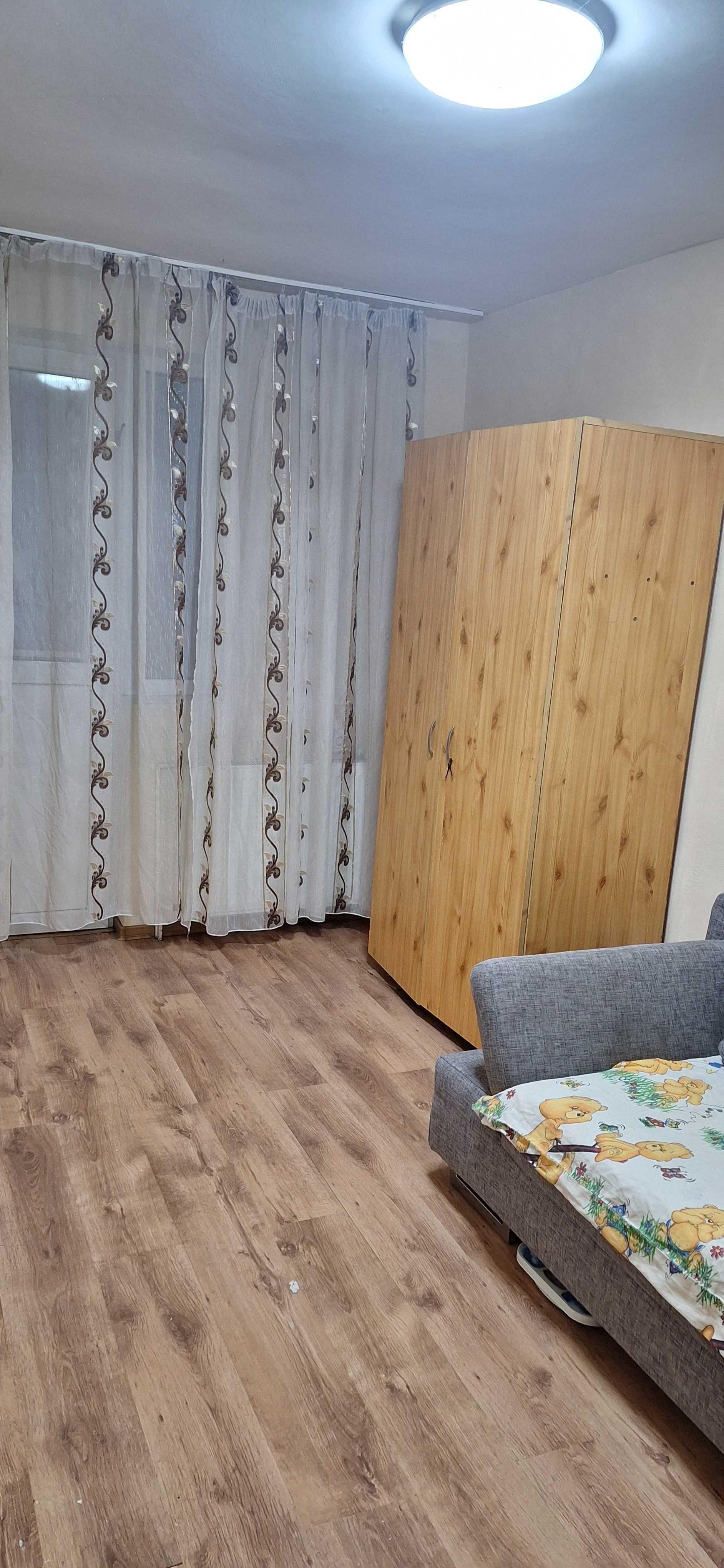 Apartament 2 camere decomandat -ZONA NORD,Rm Valcea