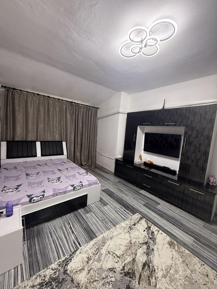 Vand apartament zona Ostroveni - imagine 1