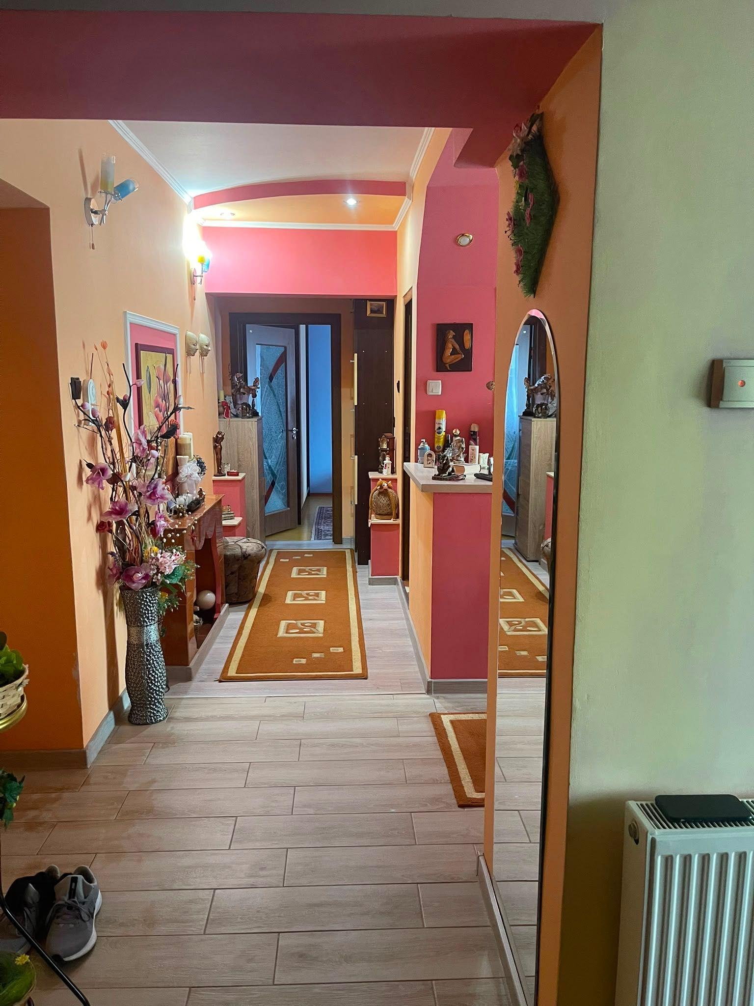 Apartament 3 camere - imagine 1