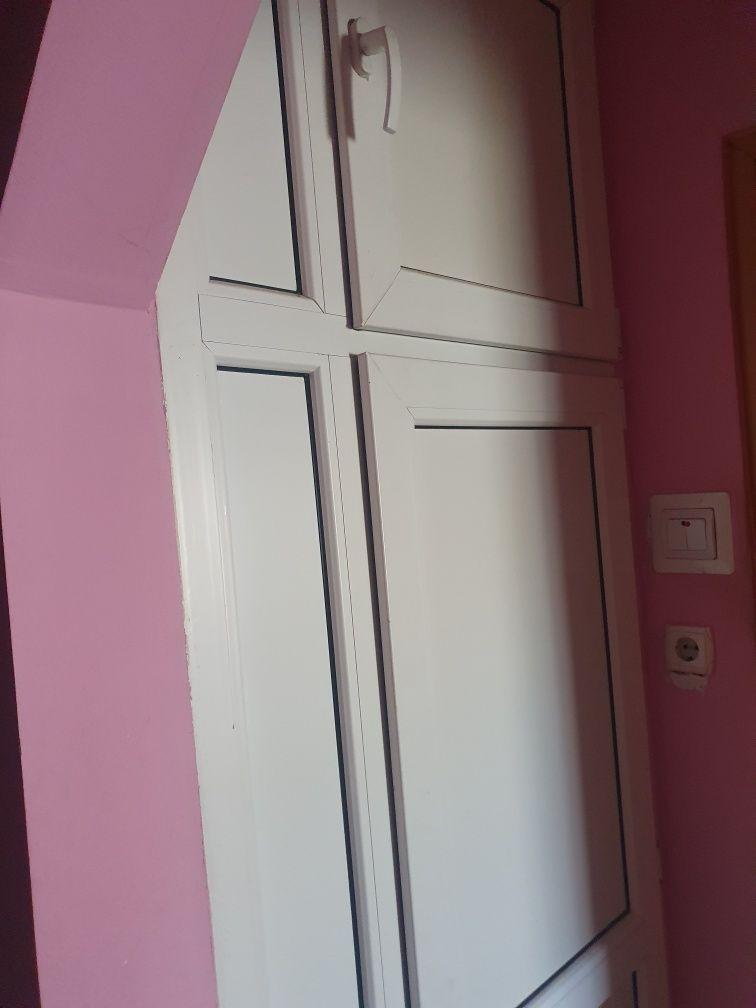 Vând apartament  cu 2 camere și sufragerie - imagine 1